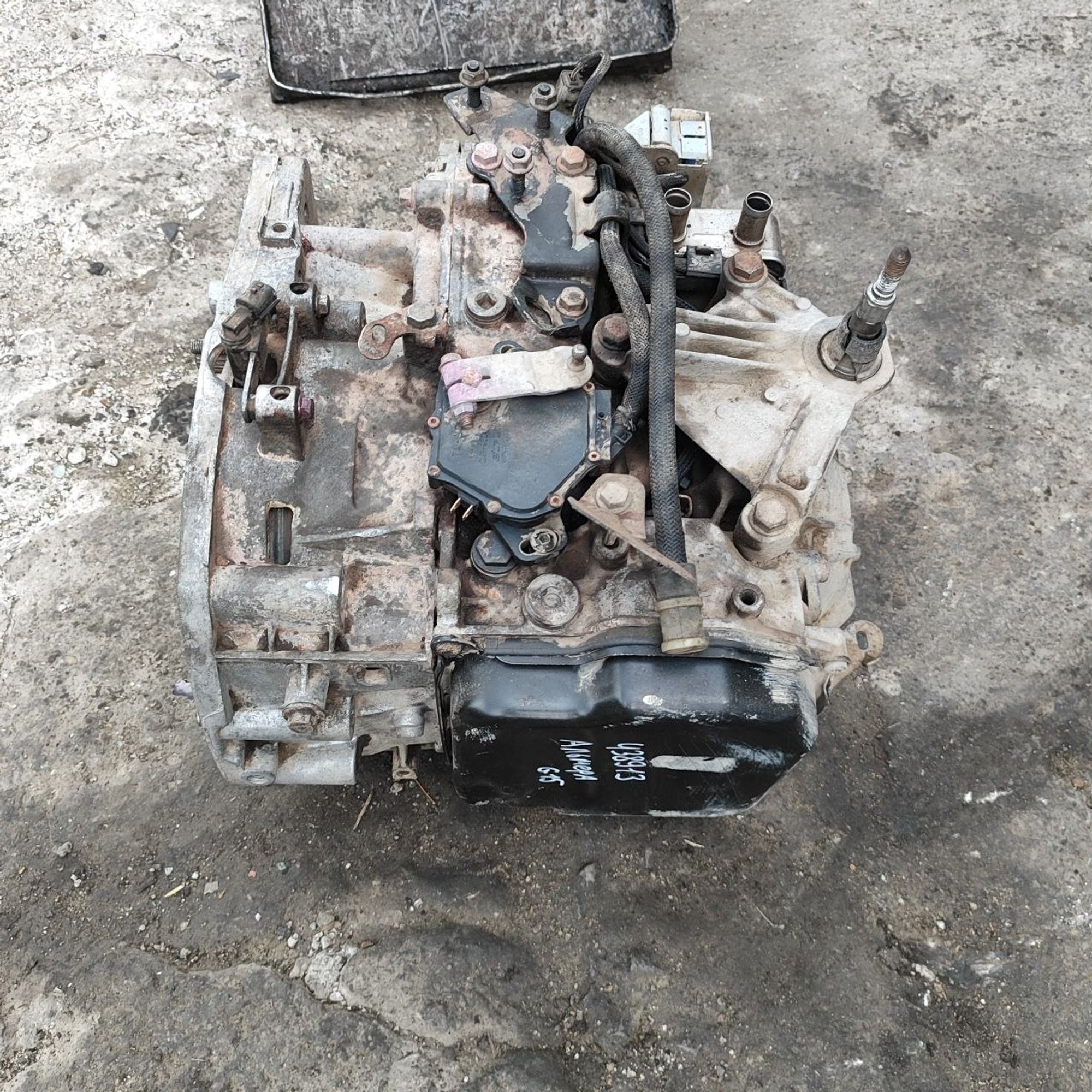 https://ycs.partsauto.market/partsauto-images/thmbs/userImages/cb9901e562a4f410bd4f9bf80c21d094/part/203ece68-e17c-4e3a-94cc-3e79663649b7_1782534077004.jpg