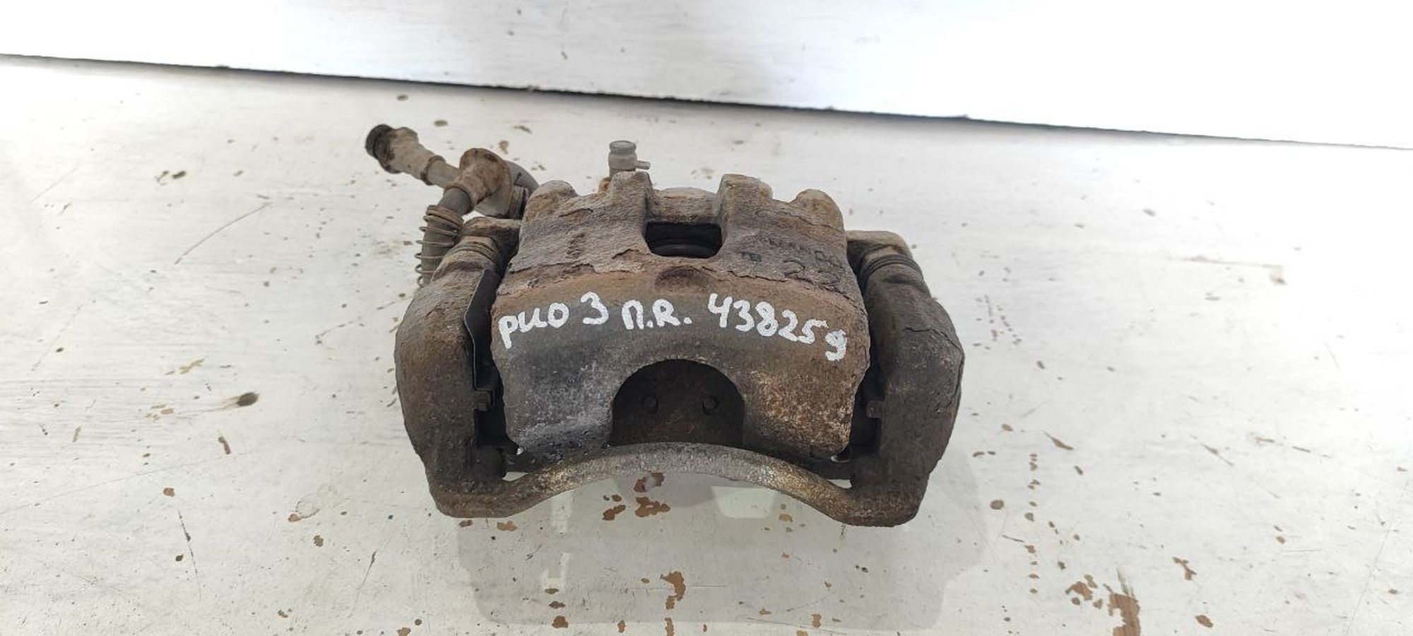 https://ycs.partsauto.market/partsauto-images/thmbs/userImages/cb9901e562a4f410bd4f9bf80c21d094/part/25787e7a-6b69-4f69-b584-e4f4e57ec000_1775535867674.jpg