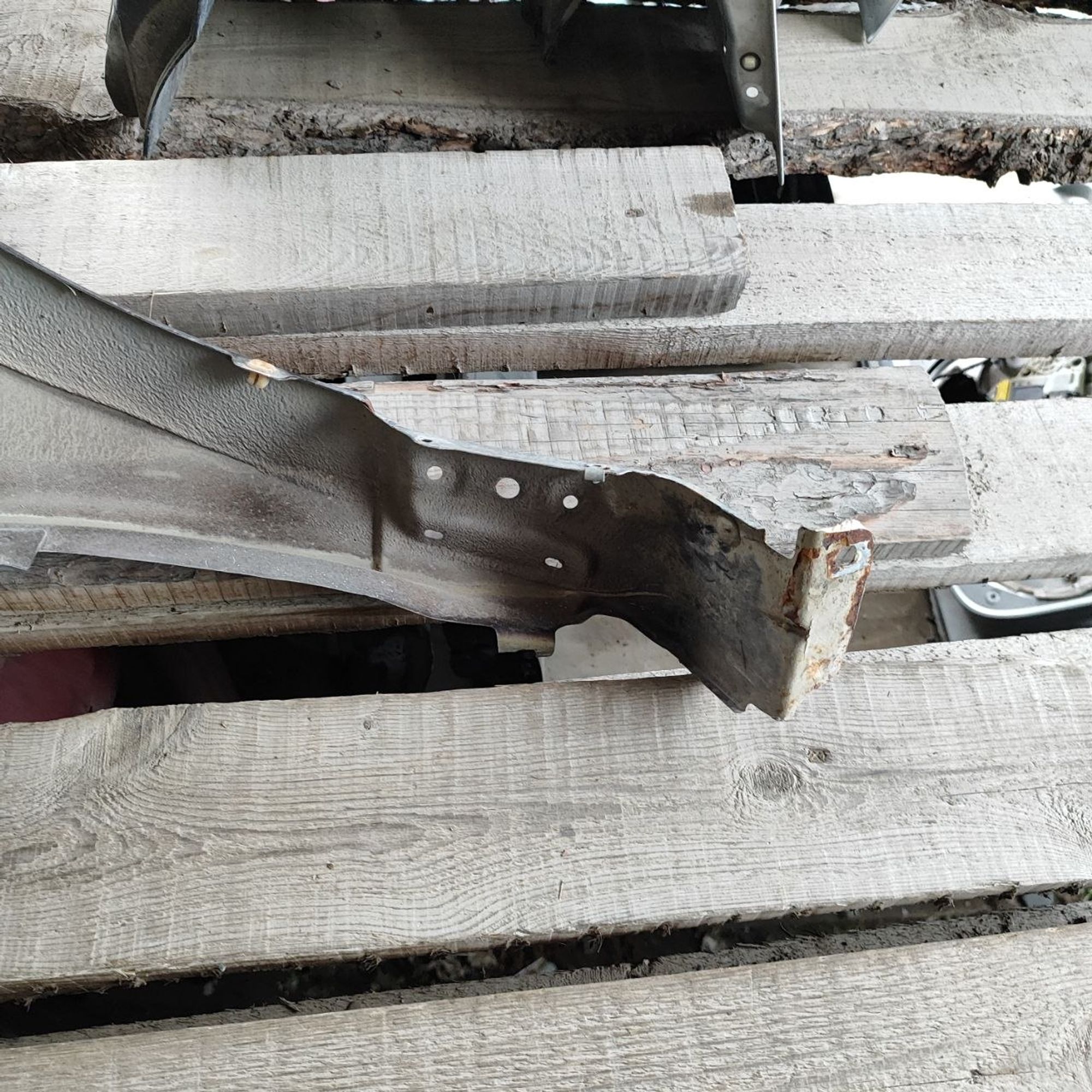 https://ycs.partsauto.market/partsauto-images/thmbs/userImages/cb9901e562a4f410bd4f9bf80c21d094/part/2b9d7e8a-a1f2-4fcb-85a9-7a758dcced10_1783683351092.jpg