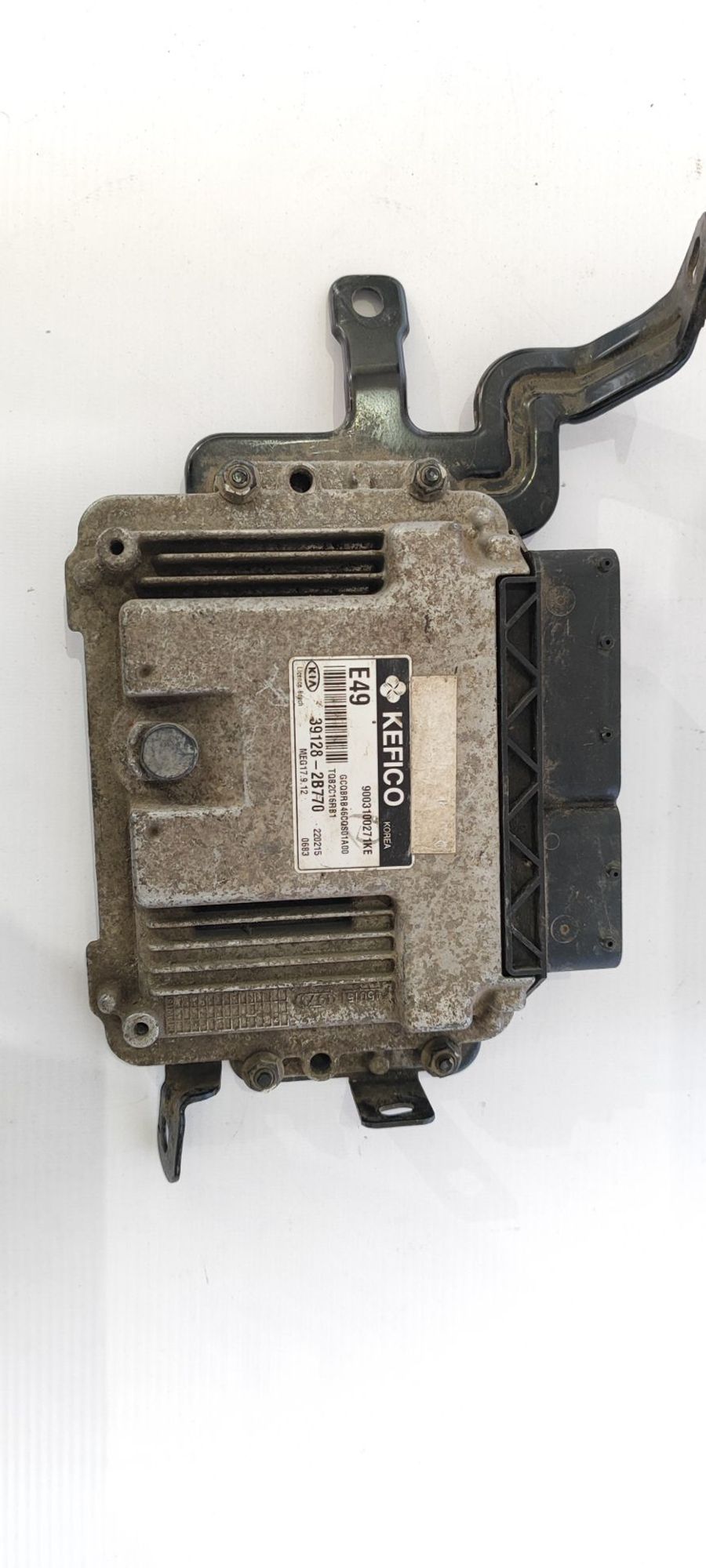 https://ycs.partsauto.market/partsauto-images/thmbs/userImages/cb9901e562a4f410bd4f9bf80c21d094/part/2c421e9c-0d3c-4cff-9268-635bdf88f3ba_1776147646574.jpg