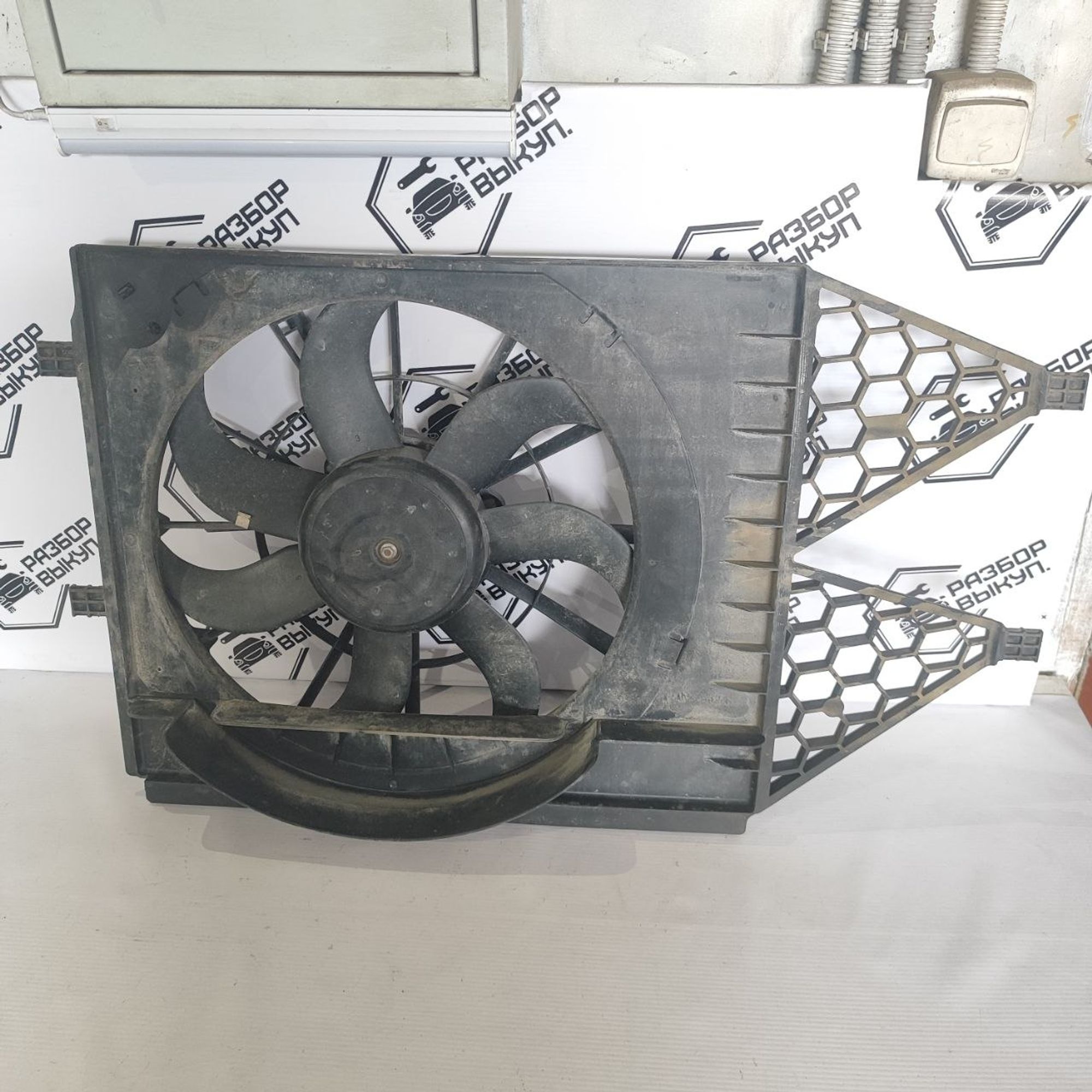 https://ycs.partsauto.market/partsauto-images/thmbs/userImages/cb9901e562a4f410bd4f9bf80c21d094/part/34570f43-67cb-4405-a137-d7abb0df1b38_1781245942071.jpg