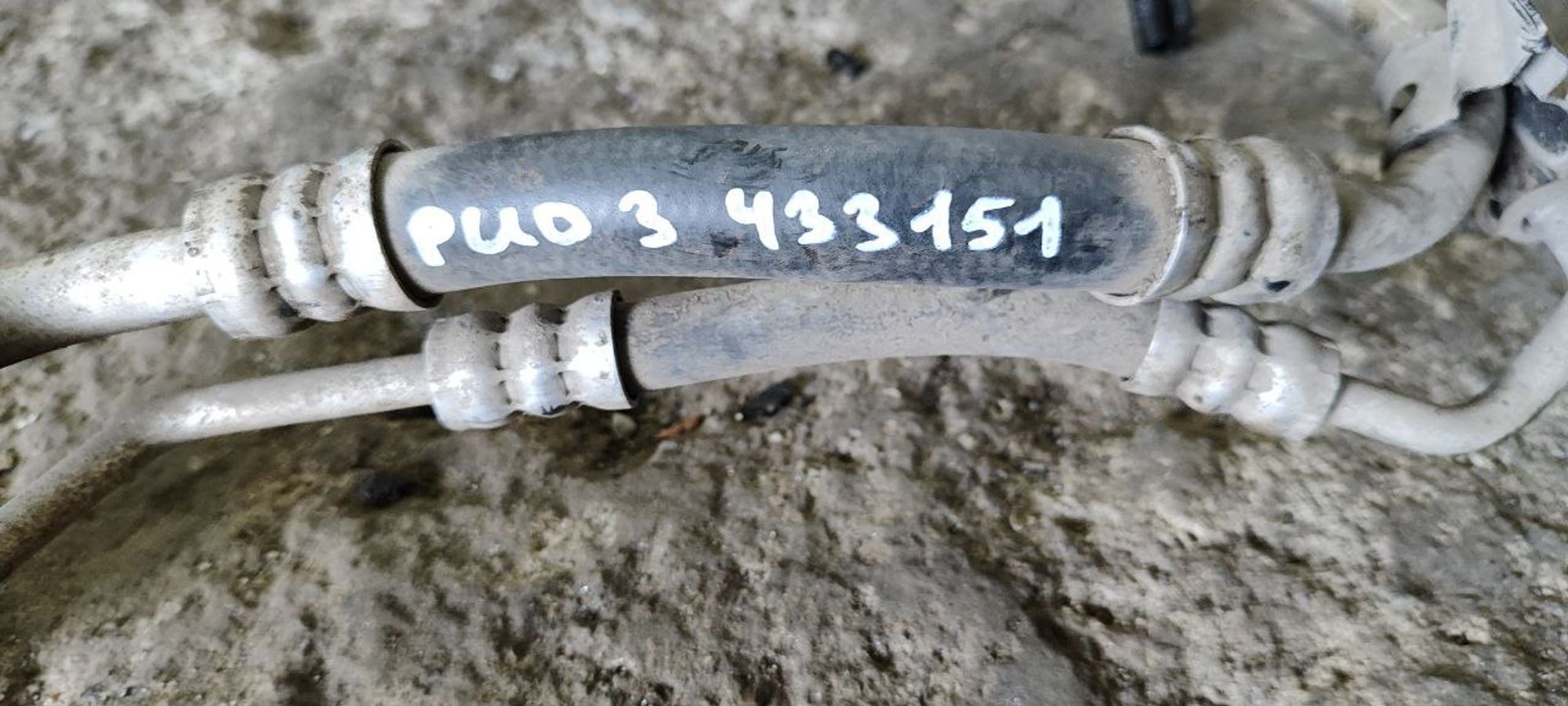 https://ycs.partsauto.market/partsauto-images/thmbs/userImages/cb9901e562a4f410bd4f9bf80c21d094/part/398776ea-cb19-436e-9c46-61d5082b21f7_1726041382258.jpg