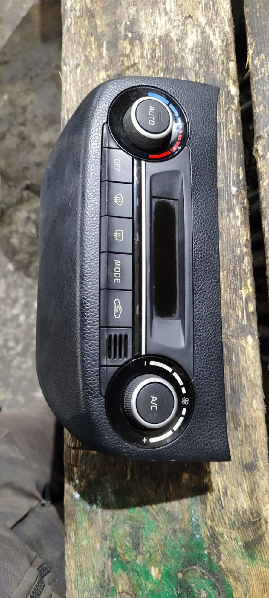 https://ycs.partsauto.market/partsauto-images/thmbs/userImages/cb9901e562a4f410bd4f9bf80c21d094/part/3ab4957c-4eda-432f-97fa-f9e1e19c0a43_1712823715325.jpg