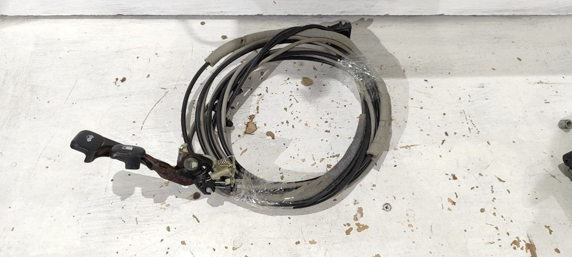 https://ycs.partsauto.market/partsauto-images/thmbs/userImages/cb9901e562a4f410bd4f9bf80c21d094/part/3c696343-e81c-4866-bd02-010e2845b390_1775731721540.jpg
