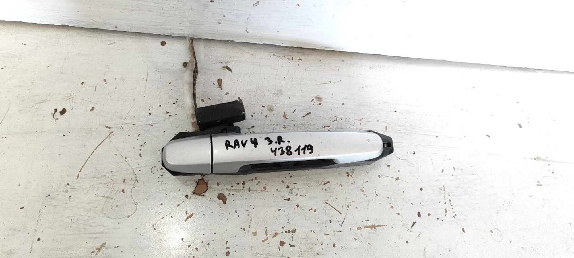 https://ycs.partsauto.market/partsauto-images/thmbs/userImages/cb9901e562a4f410bd4f9bf80c21d094/part/463f29e2-d1fb-443a-96cc-fc9052fadac9_1774600606095.jpg