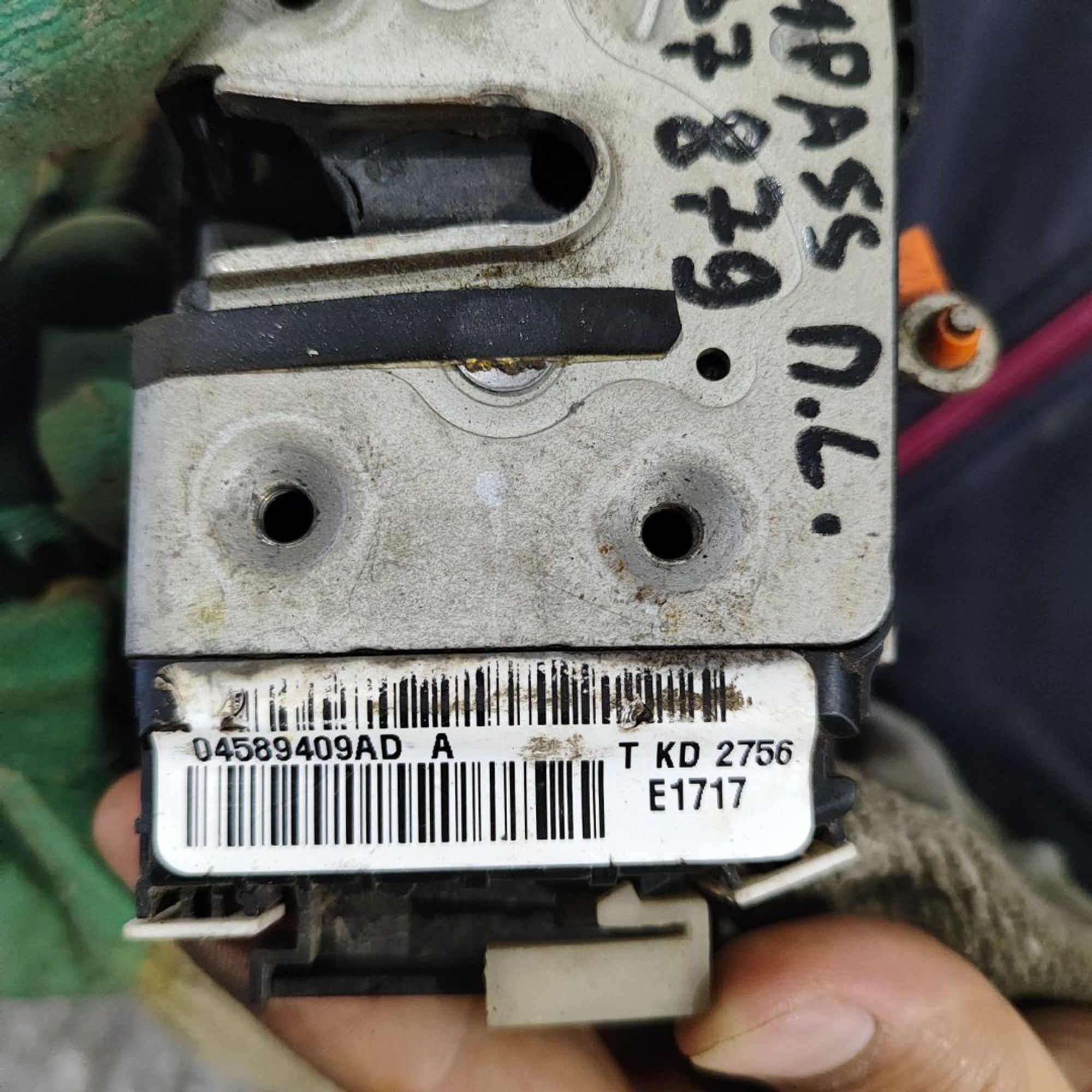 https://ycs.partsauto.market/partsauto-images/thmbs/userImages/cb9901e562a4f410bd4f9bf80c21d094/part/47dcb216-a911-4ec8-8c6c-dc0da5bafec4_1784184421520.jpg