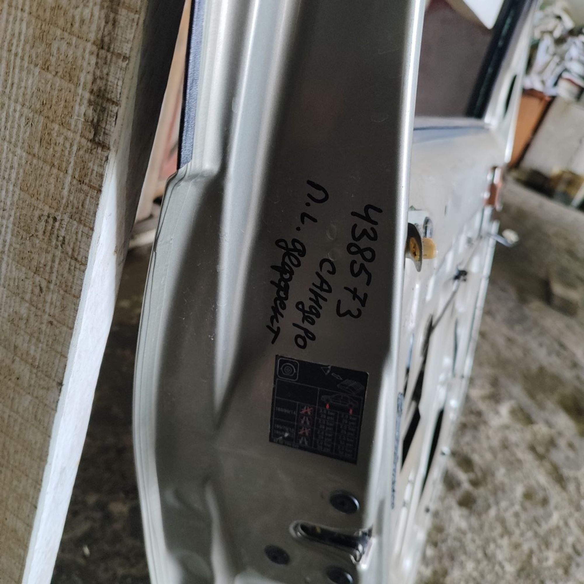 https://ycs.partsauto.market/partsauto-images/thmbs/userImages/cb9901e562a4f410bd4f9bf80c21d094/part/4e0a1c2a-01ad-4ffb-82a8-bd559ca8cee0_1778568660672.jpg