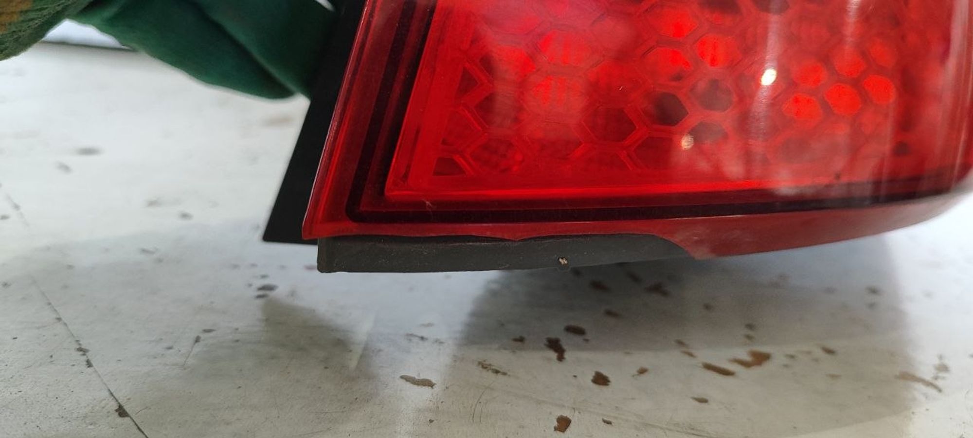 https://ycs.partsauto.market/partsauto-images/thmbs/userImages/cb9901e562a4f410bd4f9bf80c21d094/part/4f4fe3d2-2f84-4191-8e15-eafada8ca82b_1775543776481.jpg