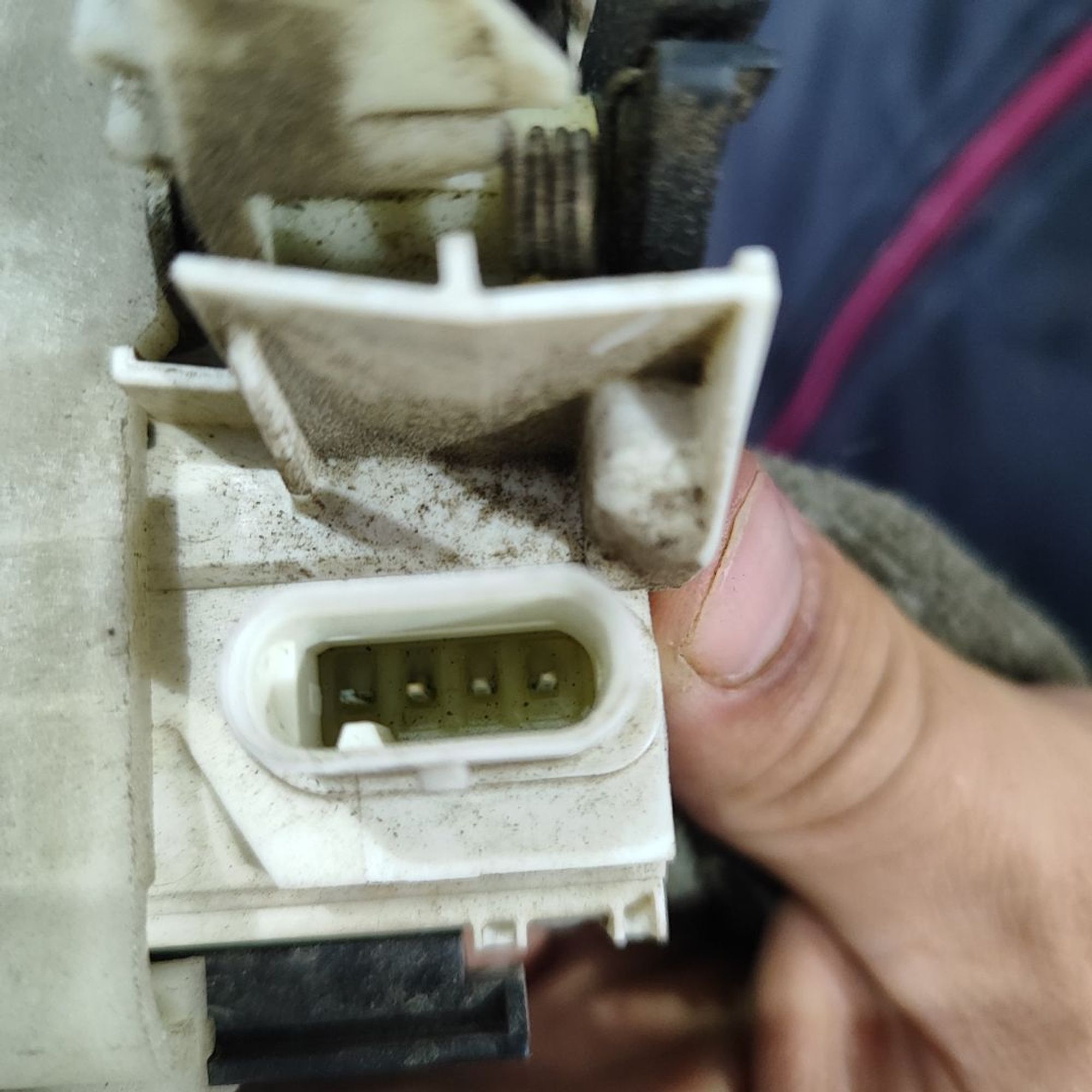 https://ycs.partsauto.market/partsauto-images/thmbs/userImages/cb9901e562a4f410bd4f9bf80c21d094/part/54d765f1-f6b1-4e91-ad08-8d4b2d05e8e5_1784184422829.jpg