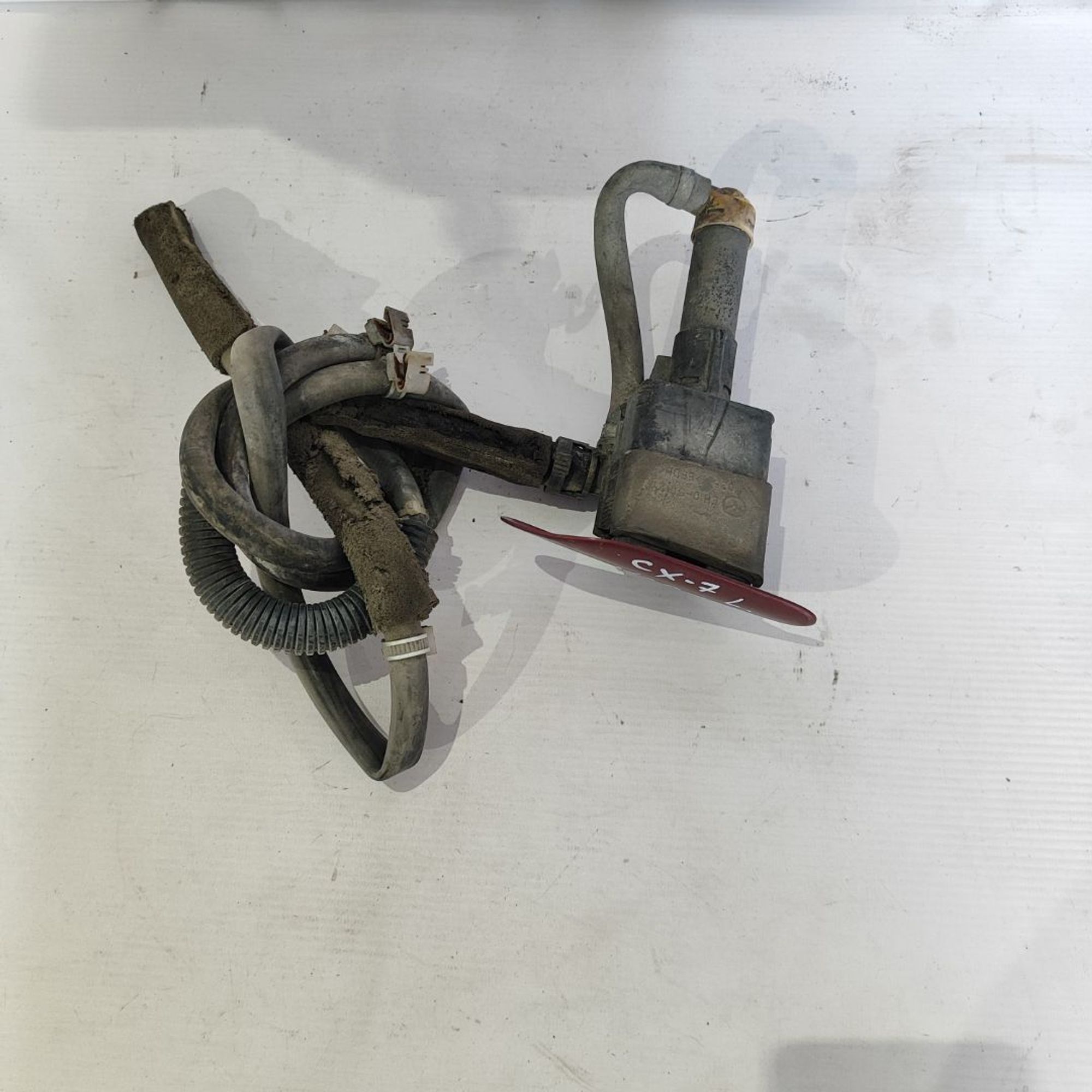https://ycs.partsauto.market/partsauto-images/thmbs/userImages/cb9901e562a4f410bd4f9bf80c21d094/part/55992418-2697-4f4c-ba80-1a29948860a8_1783078636595.jpg