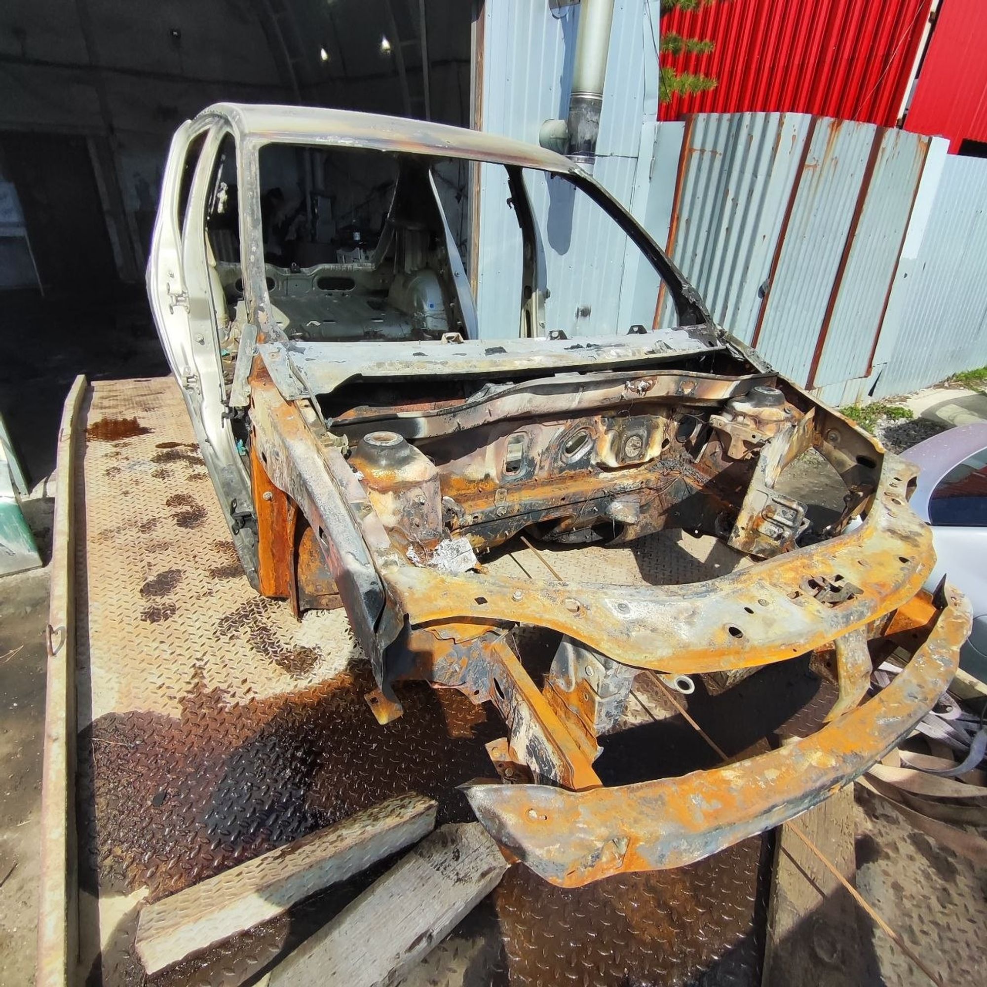 https://ycs.partsauto.market/partsauto-images/thmbs/userImages/cb9901e562a4f410bd4f9bf80c21d094/part/56d5a4f0-d7cf-4dc8-893e-7356f84382ee_1778666422295.jpg