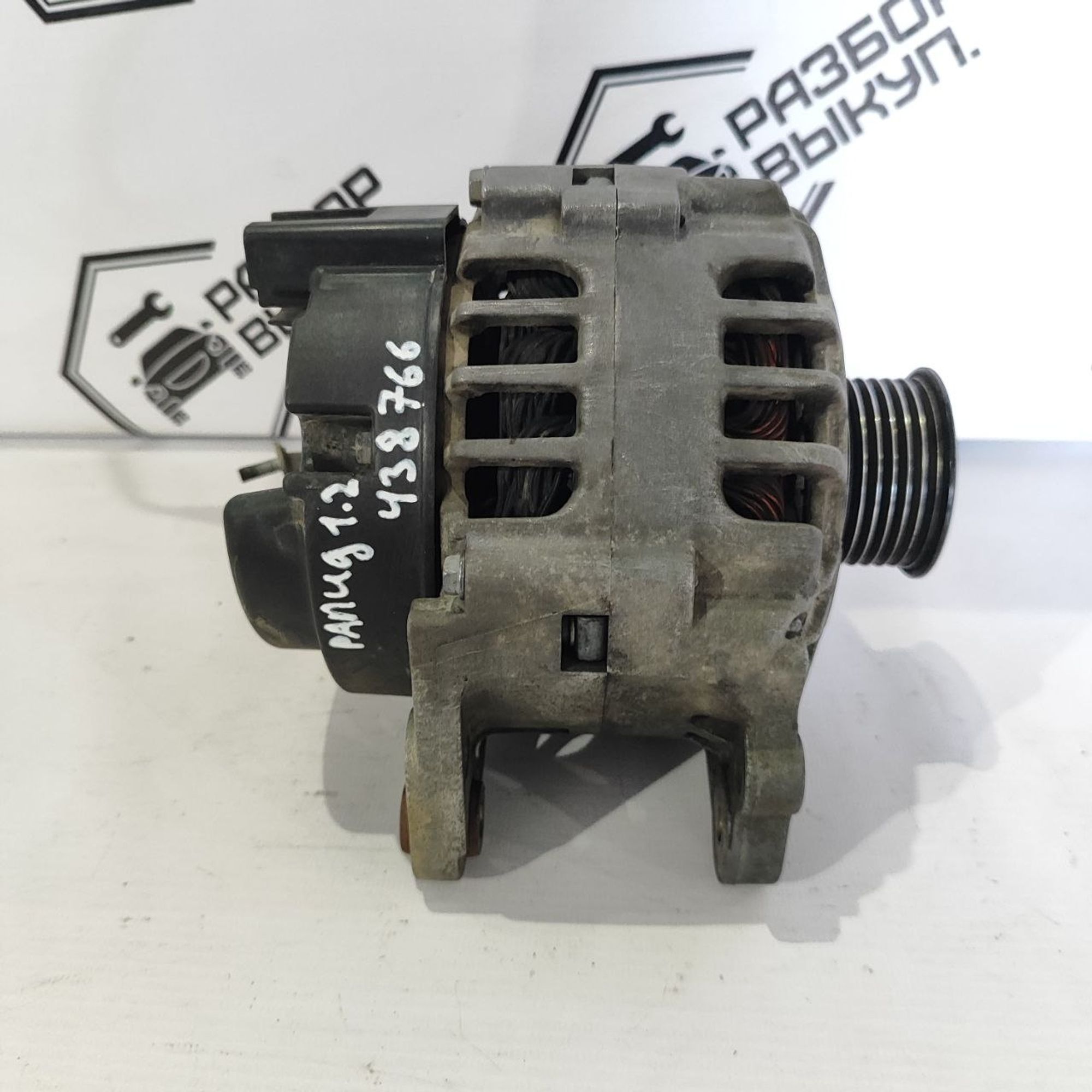 https://ycs.partsauto.market/partsauto-images/thmbs/userImages/cb9901e562a4f410bd4f9bf80c21d094/part/5792c33f-5ec7-43fa-8140-f1d4c8ebd5f1_1781251285744.jpg