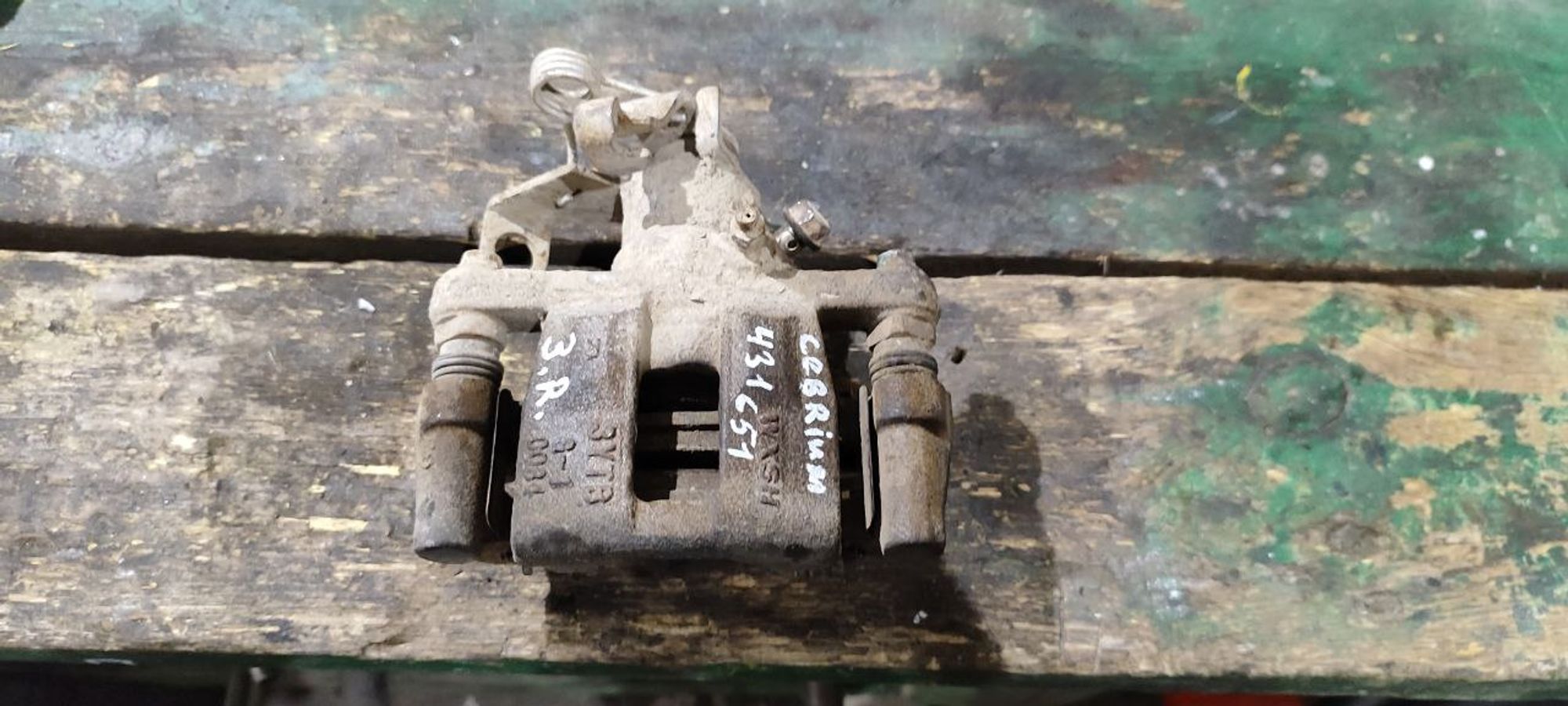 https://ycs.partsauto.market/partsauto-images/thmbs/userImages/cb9901e562a4f410bd4f9bf80c21d094/part/59ae4da2-1ce1-4785-a21e-49800ae4e953_1711084562276.jpg
