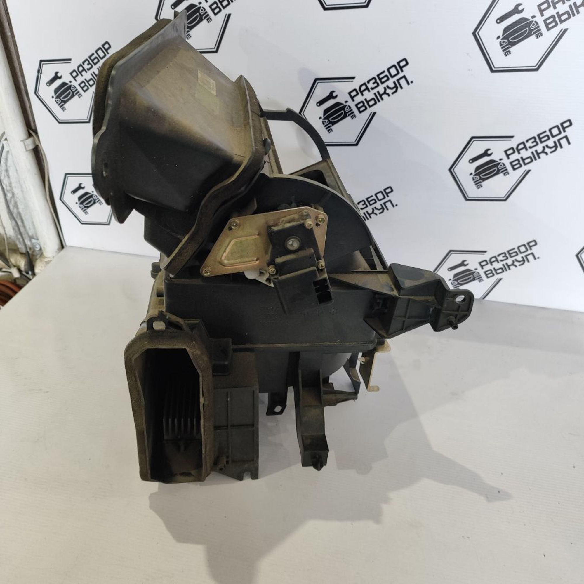 https://ycs.partsauto.market/partsauto-images/thmbs/userImages/cb9901e562a4f410bd4f9bf80c21d094/part/5b7d74de-f6d5-4d2c-af8a-71a5f9a43174_1781151302070.jpg