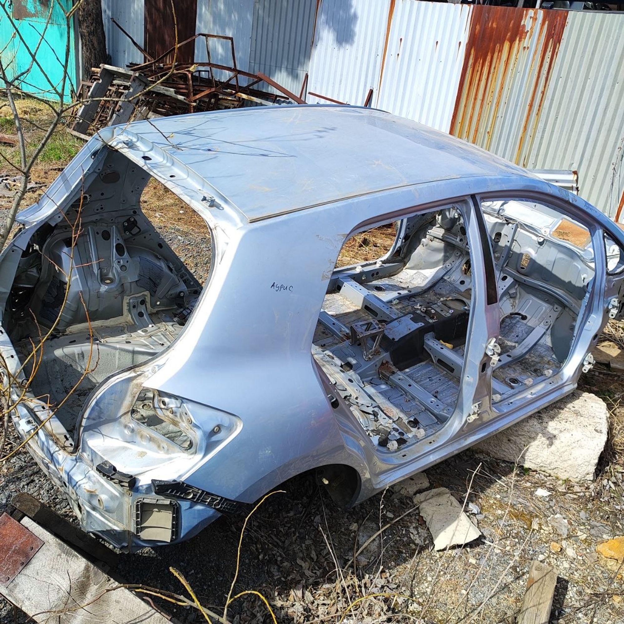 https://ycs.partsauto.market/partsauto-images/thmbs/userImages/cb9901e562a4f410bd4f9bf80c21d094/part/5cf7a79d-8e6b-4c28-99d2-4ae617da038c_1777880863906.jpg