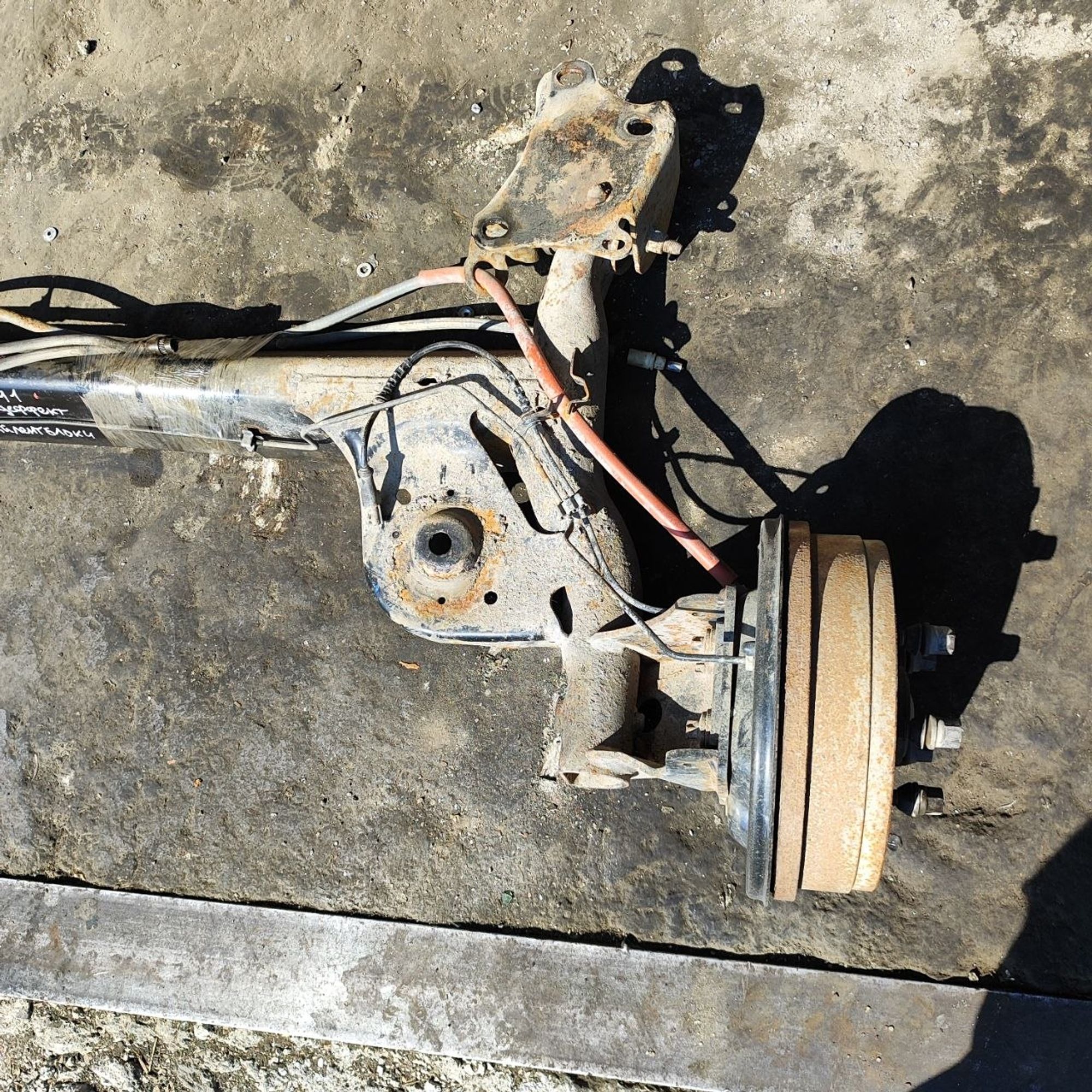 https://ycs.partsauto.market/partsauto-images/thmbs/userImages/cb9901e562a4f410bd4f9bf80c21d094/part/5e6c95eb-3b41-4e05-b8b2-b30371ab9157_1779791187612.jpg