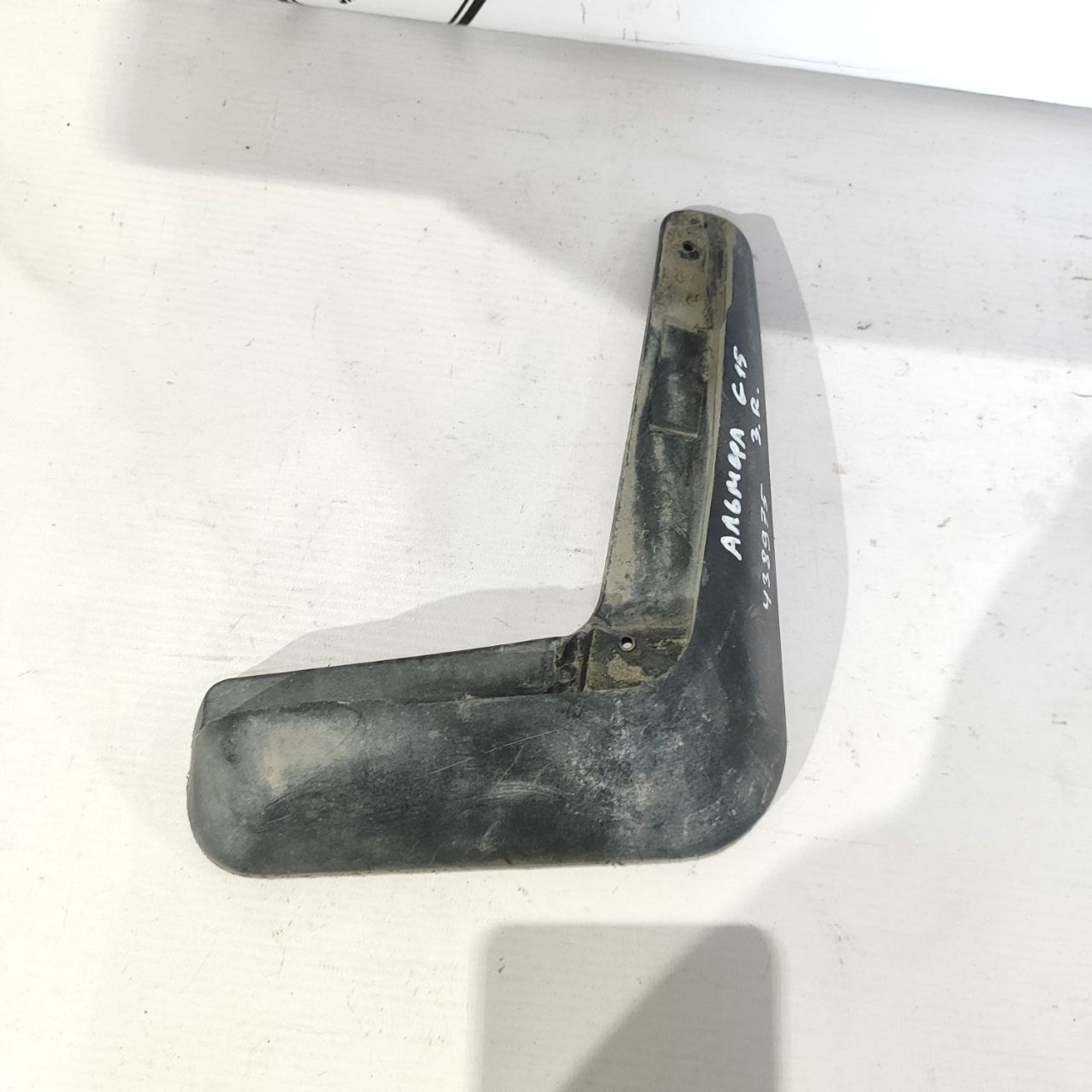https://ycs.partsauto.market/partsauto-images/thmbs/userImages/cb9901e562a4f410bd4f9bf80c21d094/part/5fe0c0f6-dd56-44bb-9d84-cbcd6795a86e_1782794422473.jpg