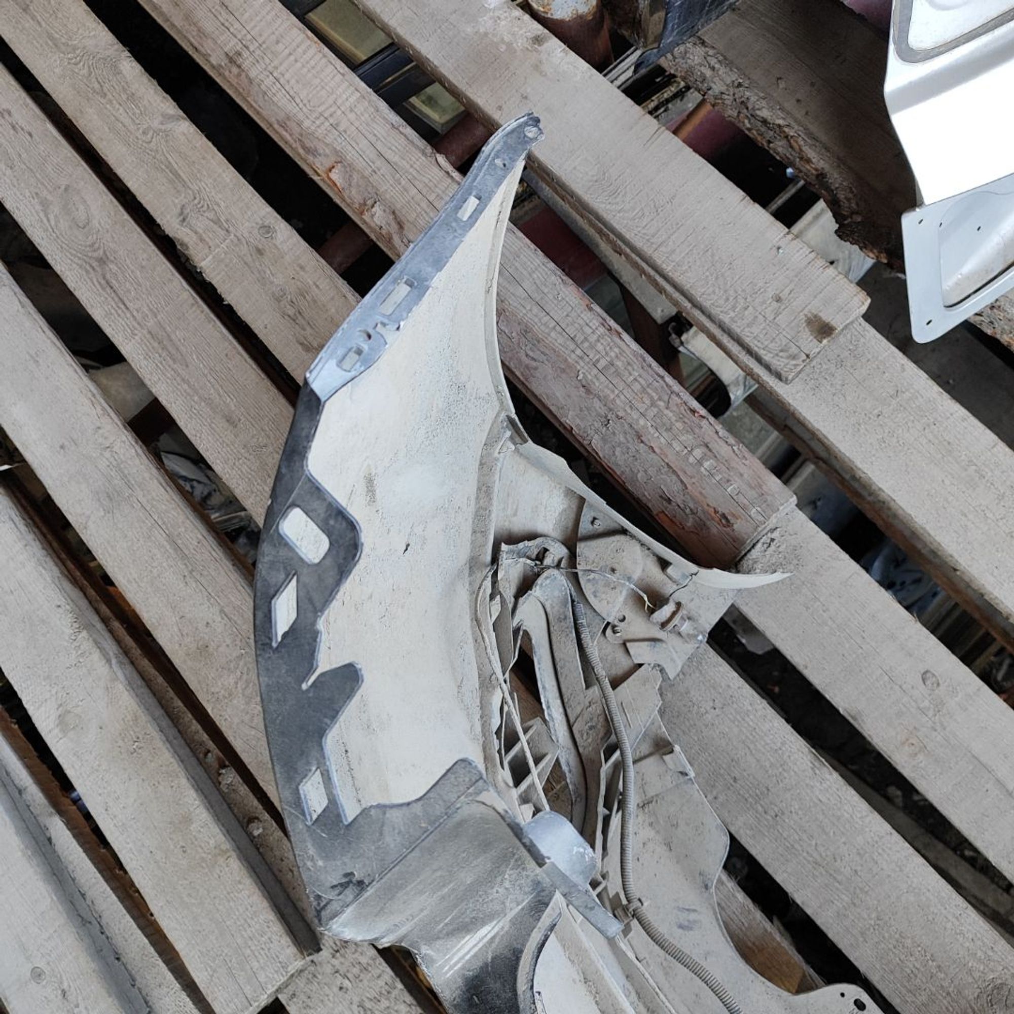 https://ycs.partsauto.market/partsauto-images/thmbs/userImages/cb9901e562a4f410bd4f9bf80c21d094/part/60a98c50-4d1c-4eec-a541-afadef885ee0_1776426203186.jpg