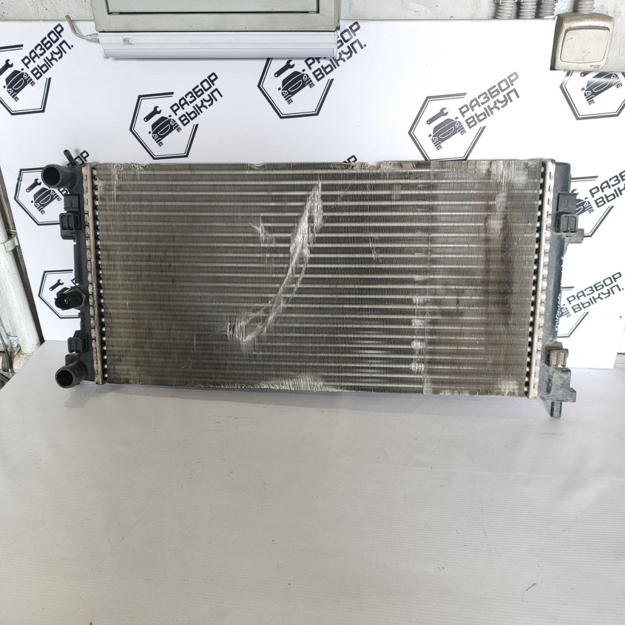 https://ycs.partsauto.market/partsauto-images/thmbs/userImages/cb9901e562a4f410bd4f9bf80c21d094/part/658a6f9f-6629-4f30-a193-212dabe829c8_1781245622431.jpg