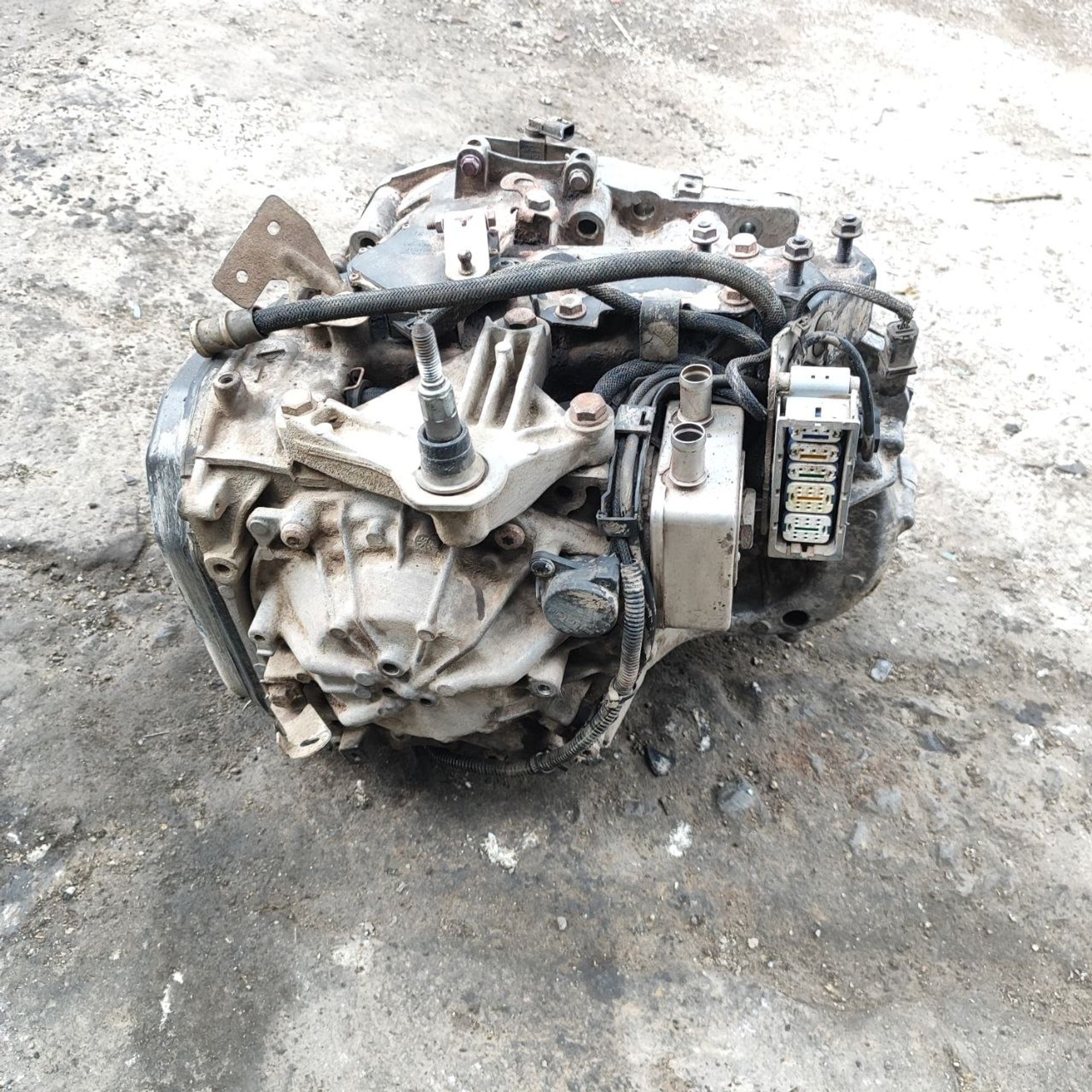 https://ycs.partsauto.market/partsauto-images/thmbs/userImages/cb9901e562a4f410bd4f9bf80c21d094/part/72404510-2436-4136-b120-02e561a5f9c5_1782534077244.jpg