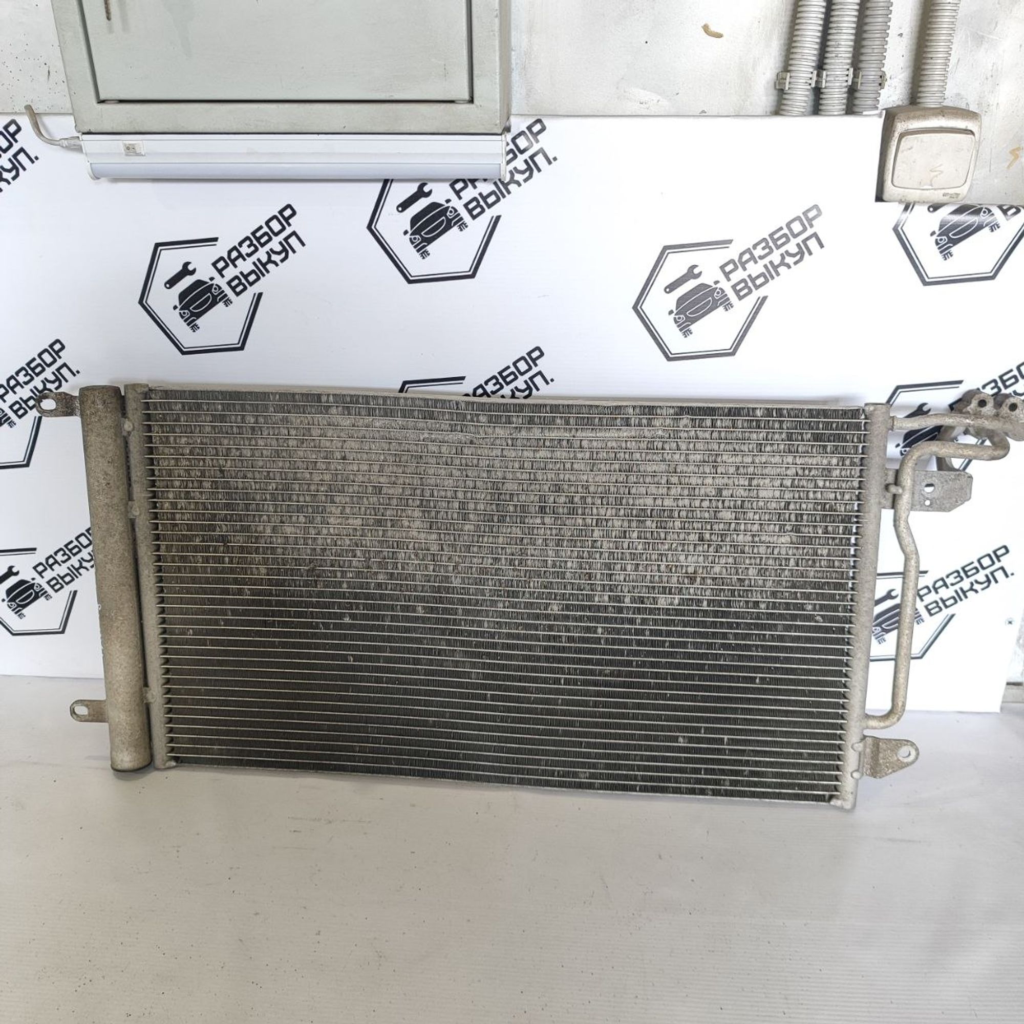 https://ycs.partsauto.market/partsauto-images/thmbs/userImages/cb9901e562a4f410bd4f9bf80c21d094/part/766e8cf3-21f0-4d63-b921-3ed81ac84335_1781245884937.jpg