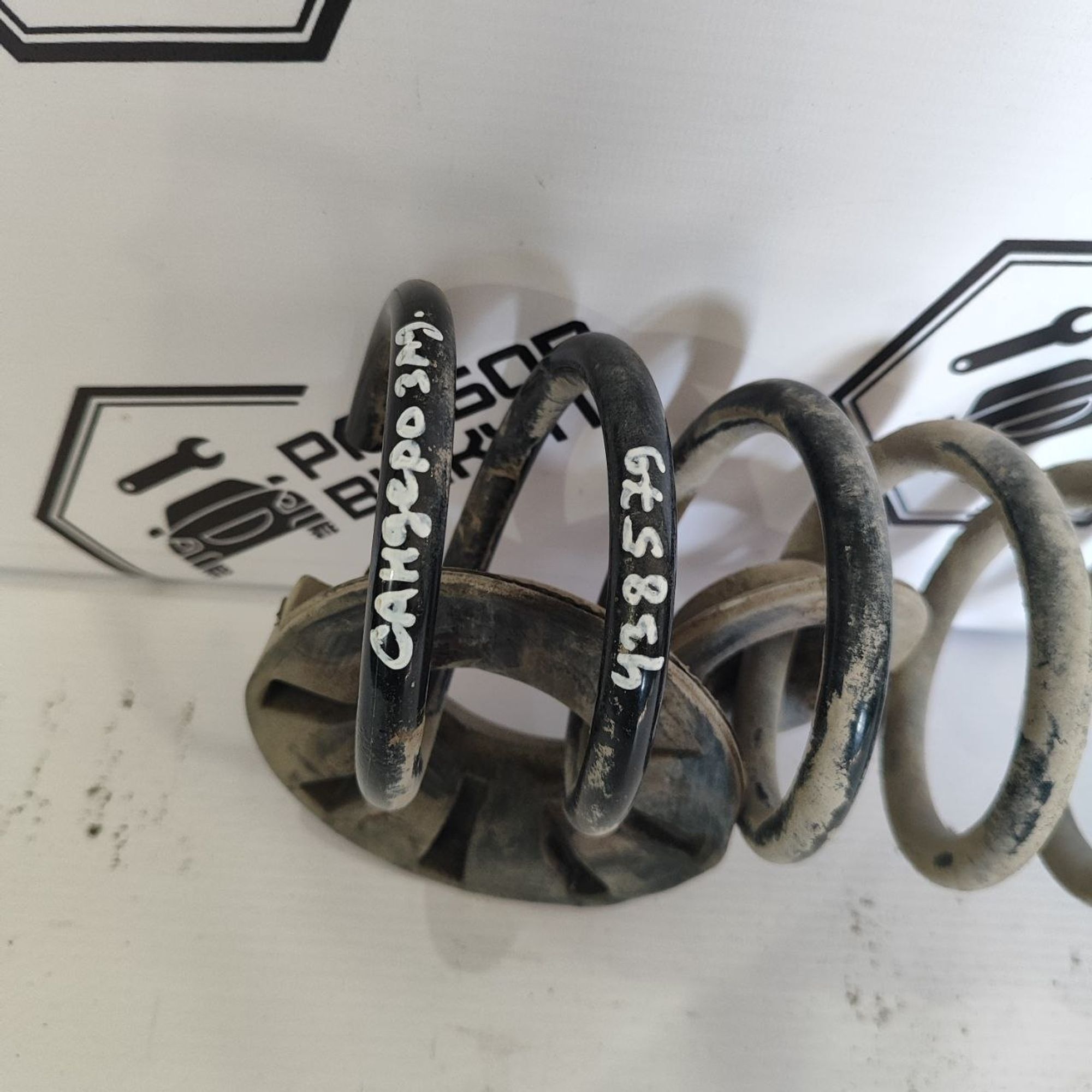 https://ycs.partsauto.market/partsauto-images/thmbs/userImages/cb9901e562a4f410bd4f9bf80c21d094/part/7e9ebd57-5f6e-4201-8dfd-3400f13093b5_1778569271686.jpg