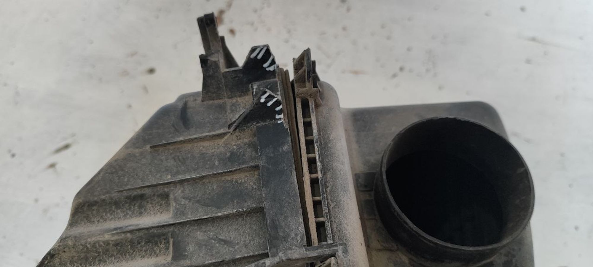https://ycs.partsauto.market/partsauto-images/thmbs/userImages/cb9901e562a4f410bd4f9bf80c21d094/part/7f02725a-2551-4c78-aed0-b28cf0ba1ffd_1775458845298.jpg