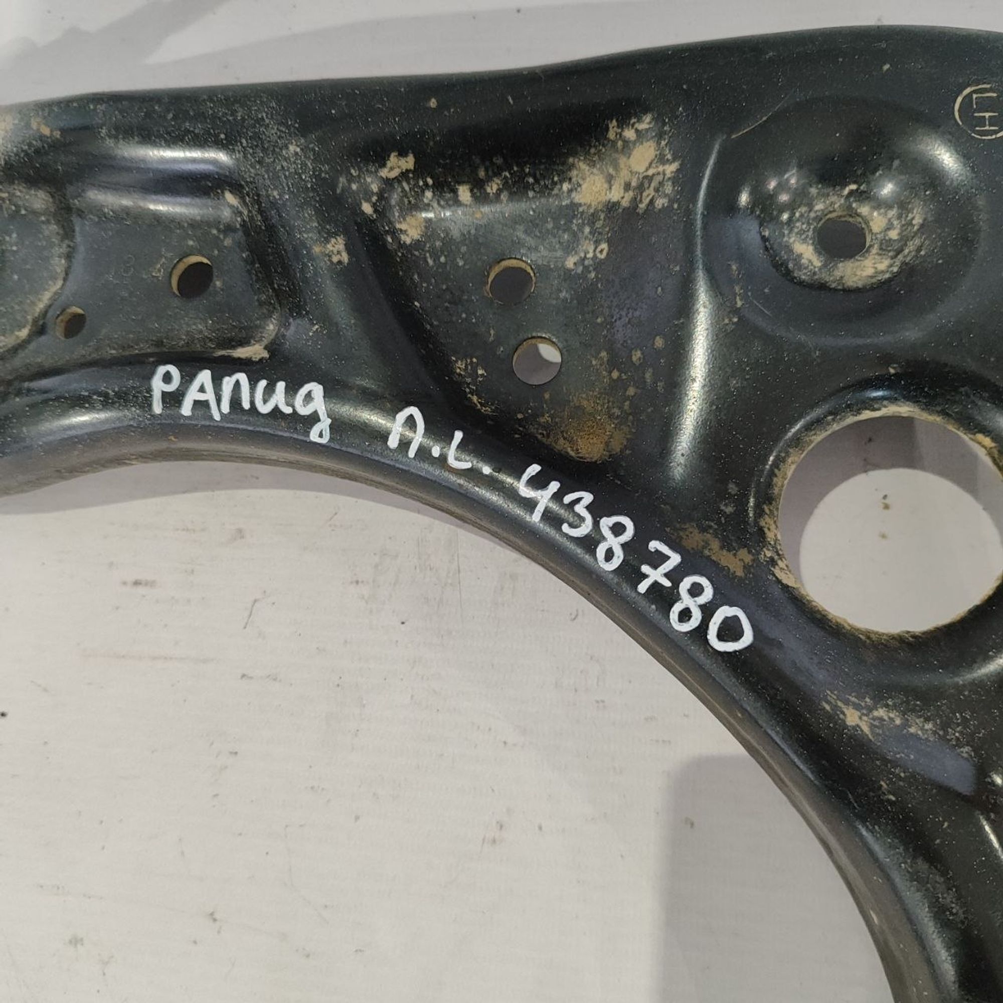 https://ycs.partsauto.market/partsauto-images/thmbs/userImages/cb9901e562a4f410bd4f9bf80c21d094/part/85495781-3b1b-435c-b263-677bf6bf9acf_1781502822980.jpg