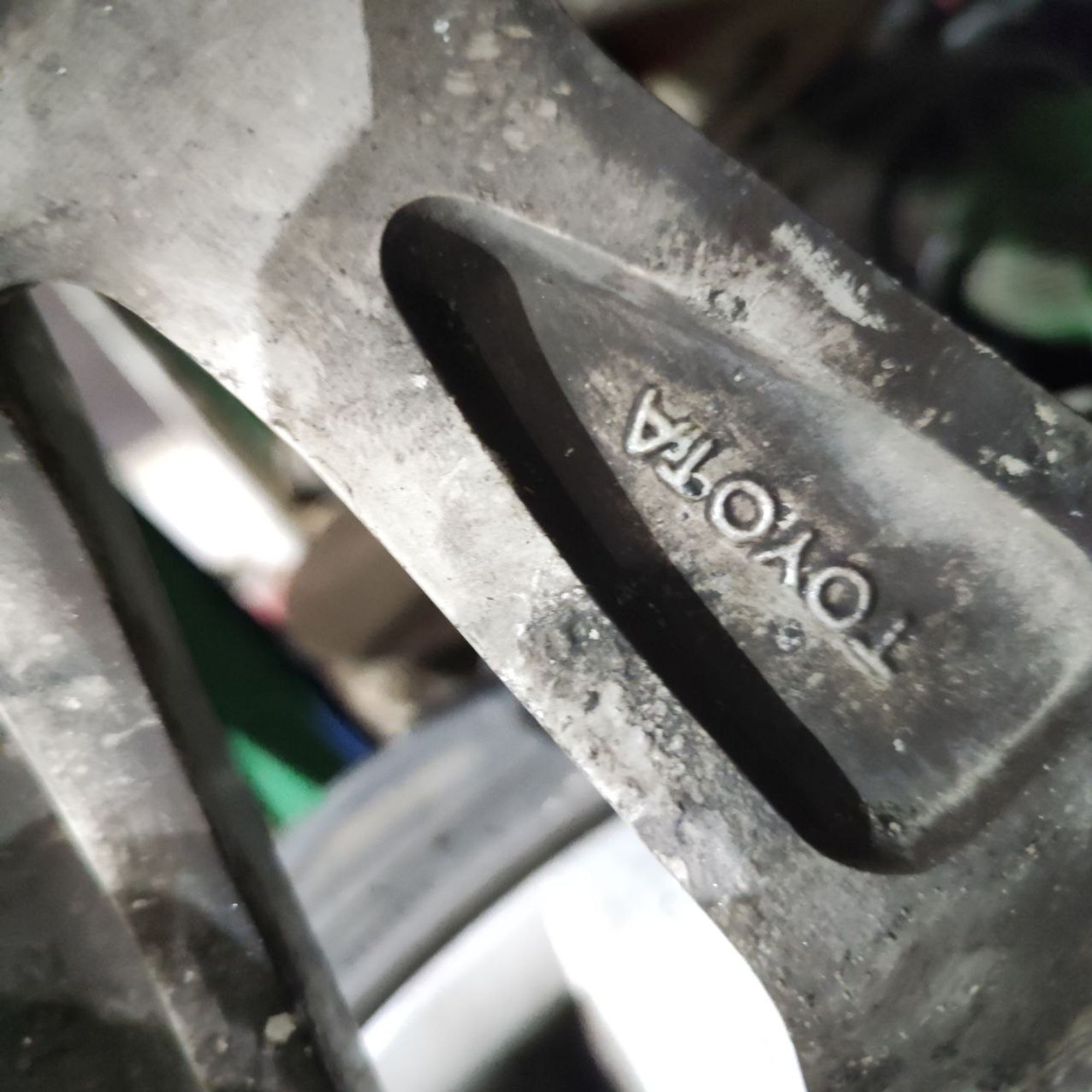 https://ycs.partsauto.market/partsauto-images/thmbs/userImages/cb9901e562a4f410bd4f9bf80c21d094/part/872b9638-7f10-415e-a262-6560f29a611b_1777873337960.jpg