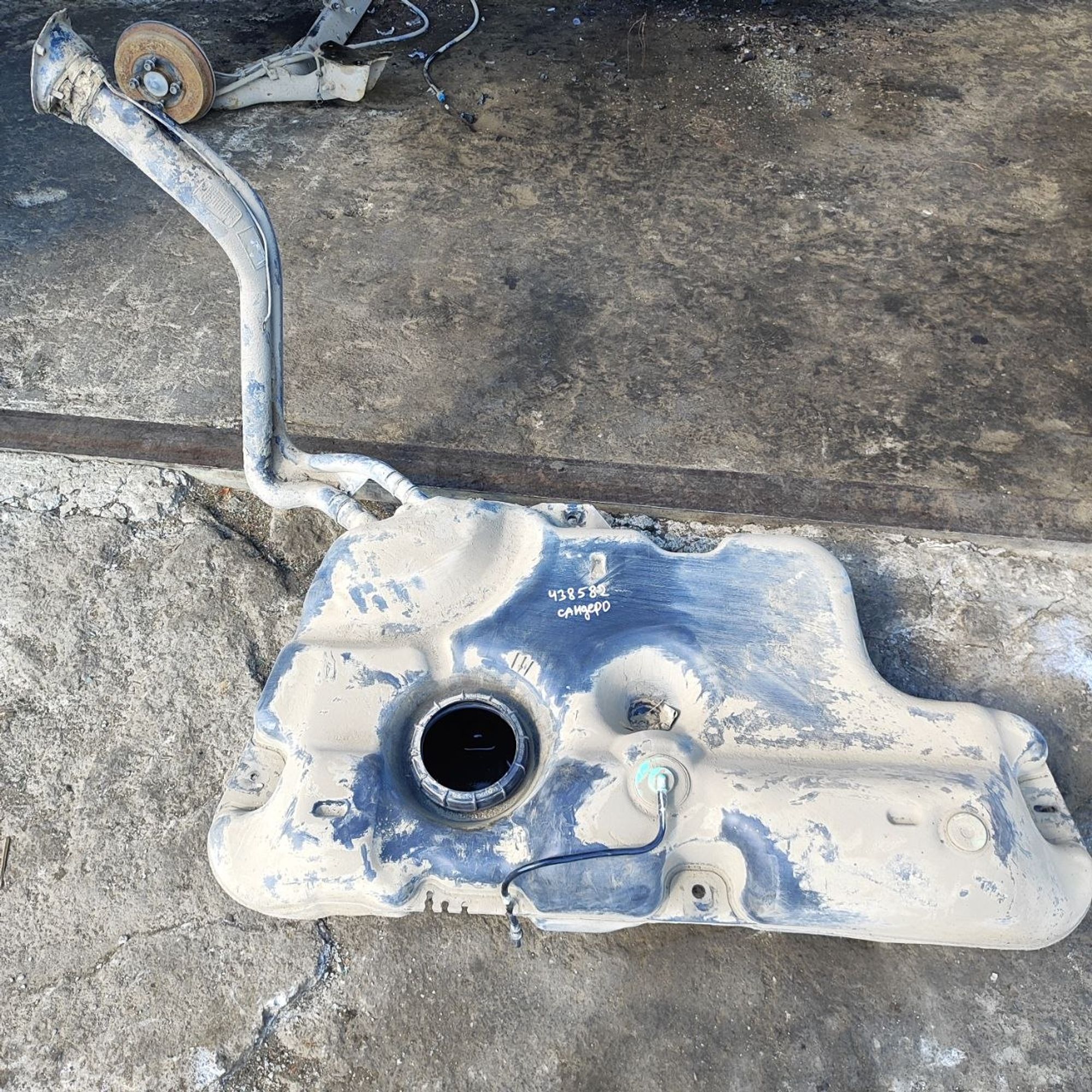 https://ycs.partsauto.market/partsauto-images/thmbs/userImages/cb9901e562a4f410bd4f9bf80c21d094/part/8b3e60f8-71fe-4098-a7da-8e7a9654e960_1778570478406.jpg