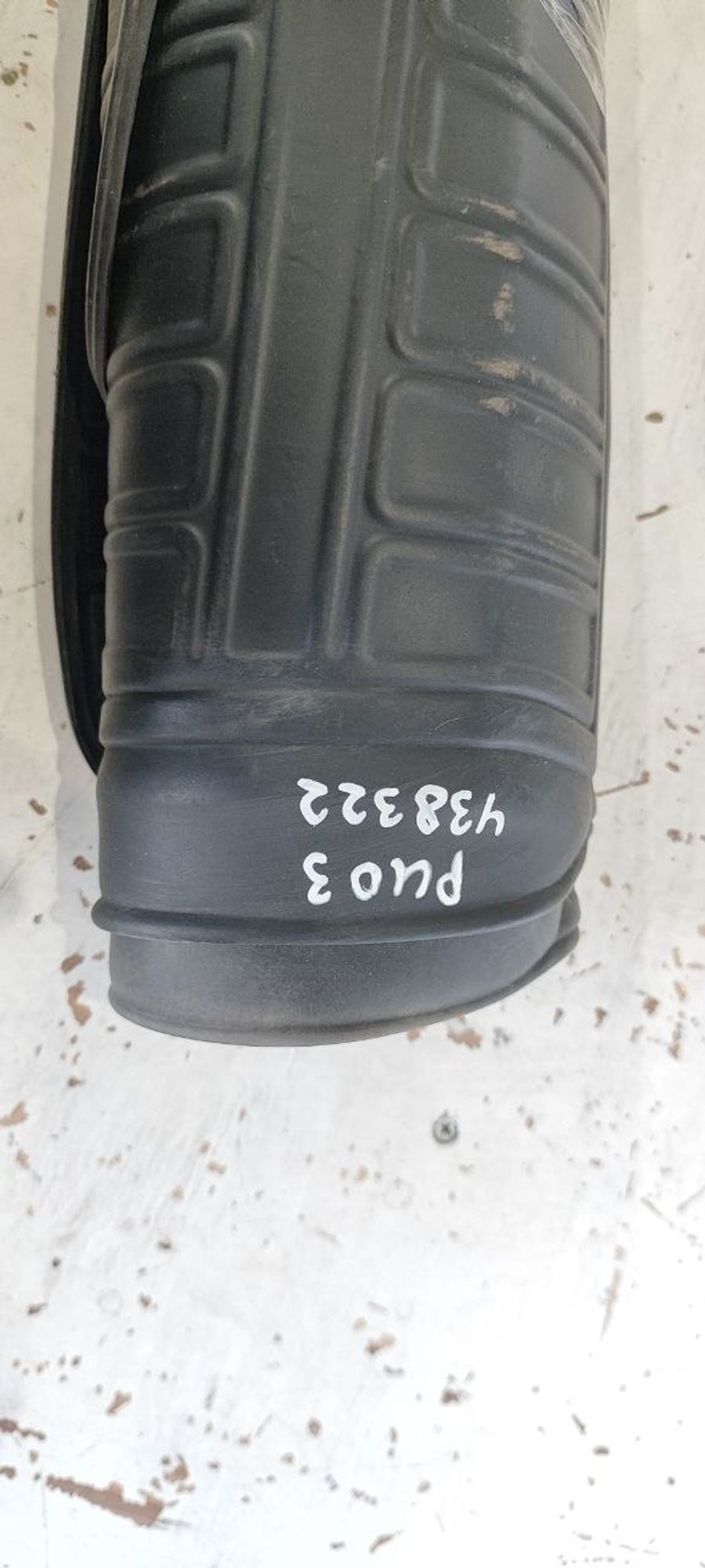 https://ycs.partsauto.market/partsauto-images/thmbs/userImages/cb9901e562a4f410bd4f9bf80c21d094/part/8cf813b7-d9bb-4b36-8f6b-c182ab125415_1775630464000.jpg