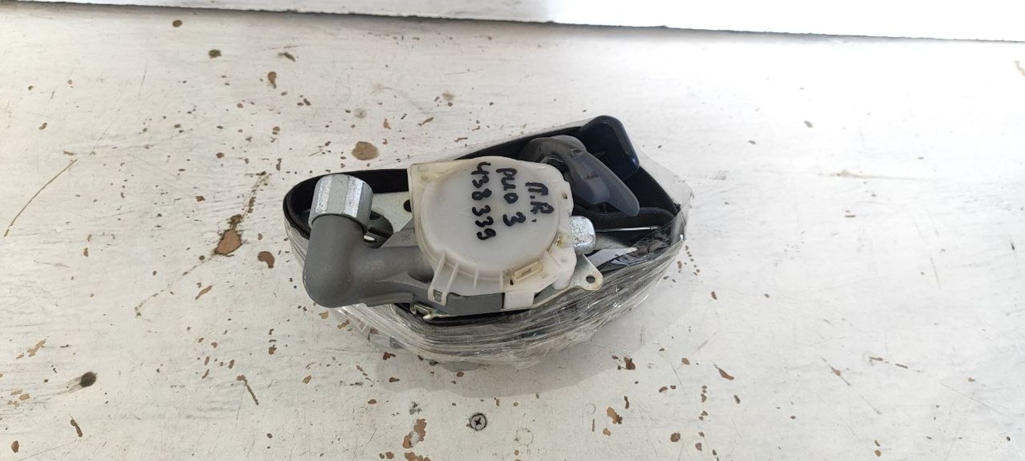 https://ycs.partsauto.market/partsauto-images/thmbs/userImages/cb9901e562a4f410bd4f9bf80c21d094/part/8d6ea8f4-2081-4d5e-a414-18bbd2880725_1775726573114.jpg