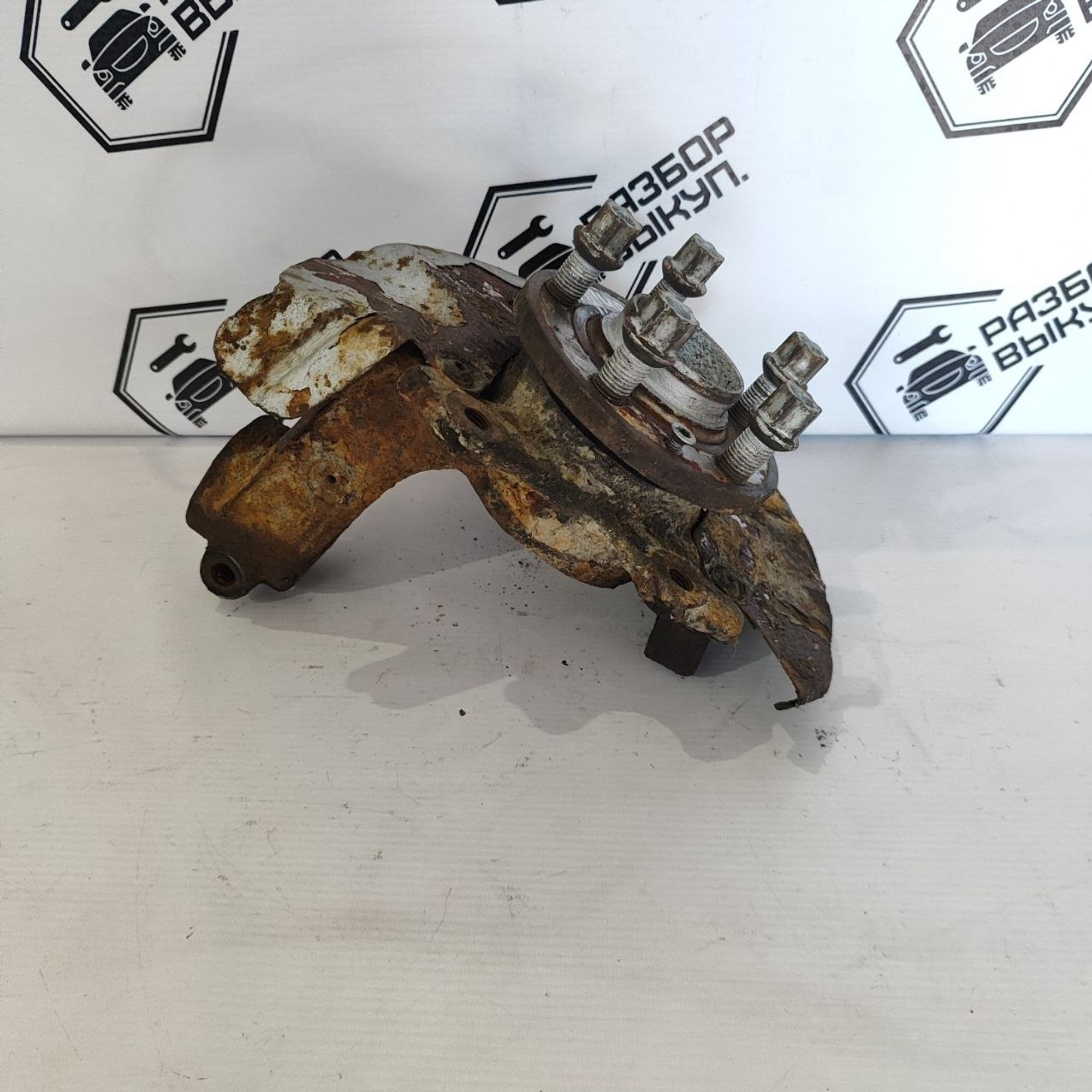 https://ycs.partsauto.market/partsauto-images/thmbs/userImages/cb9901e562a4f410bd4f9bf80c21d094/part/91fbb16d-4d71-4791-a8c6-840c8410845f_1781508776679.jpg
