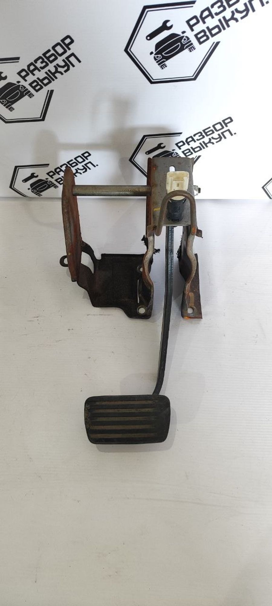 https://ycs.partsauto.market/partsauto-images/thmbs/userImages/cb9901e562a4f410bd4f9bf80c21d094/part/93dd8d43-1cc8-41e4-b2bb-c91696b32c2b_1779866798283.jpg