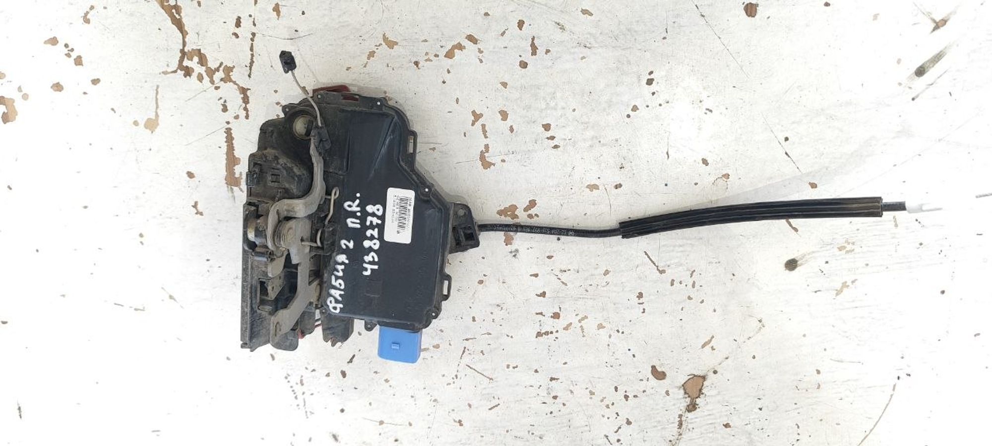 https://ycs.partsauto.market/partsauto-images/thmbs/userImages/cb9901e562a4f410bd4f9bf80c21d094/part/991e18cd-1716-4049-a80a-763a6d30f1a0_1775636559130.jpg