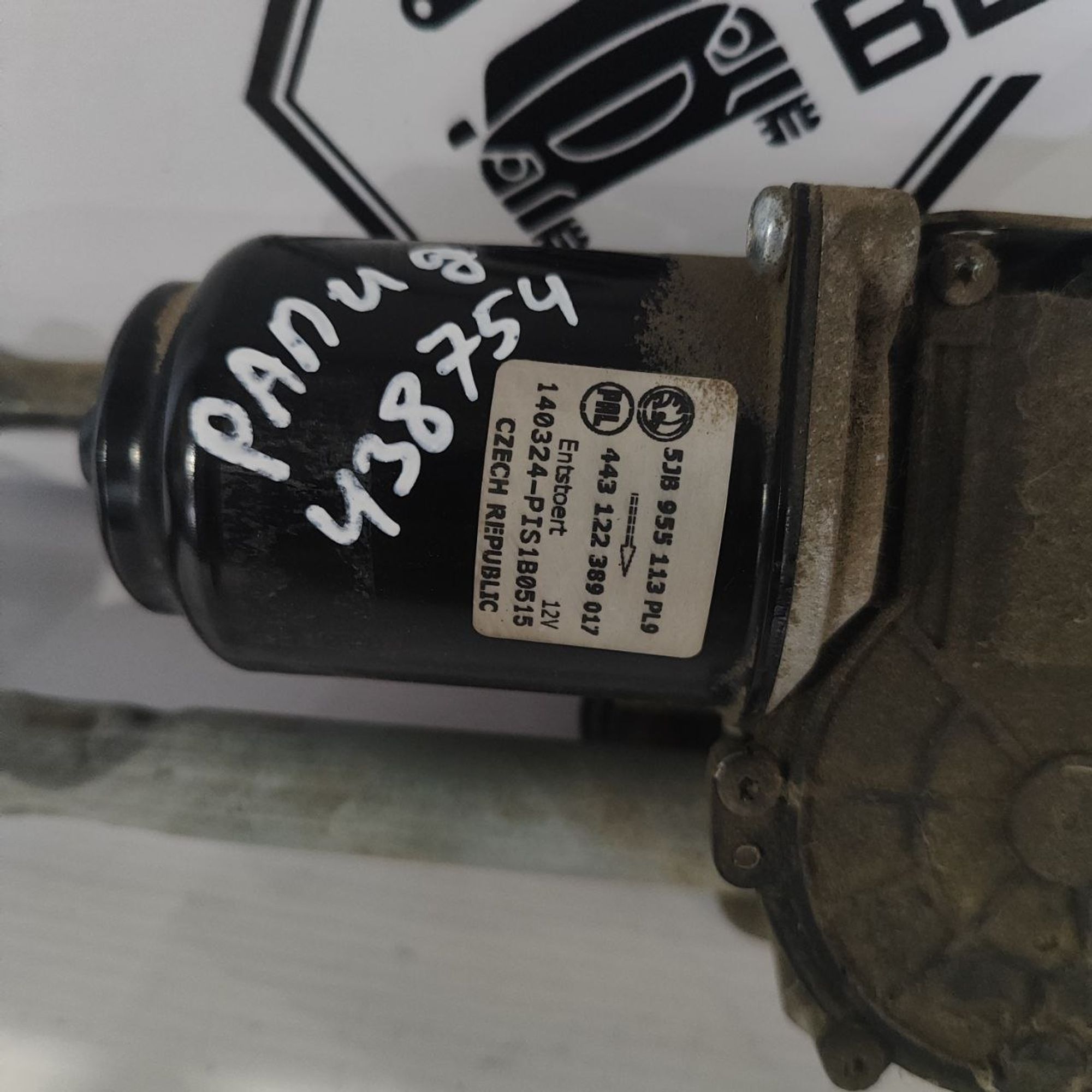 https://ycs.partsauto.market/partsauto-images/thmbs/userImages/cb9901e562a4f410bd4f9bf80c21d094/part/99310e9e-ef96-4ab5-abce-cf28a928752b_1781249432658.jpg