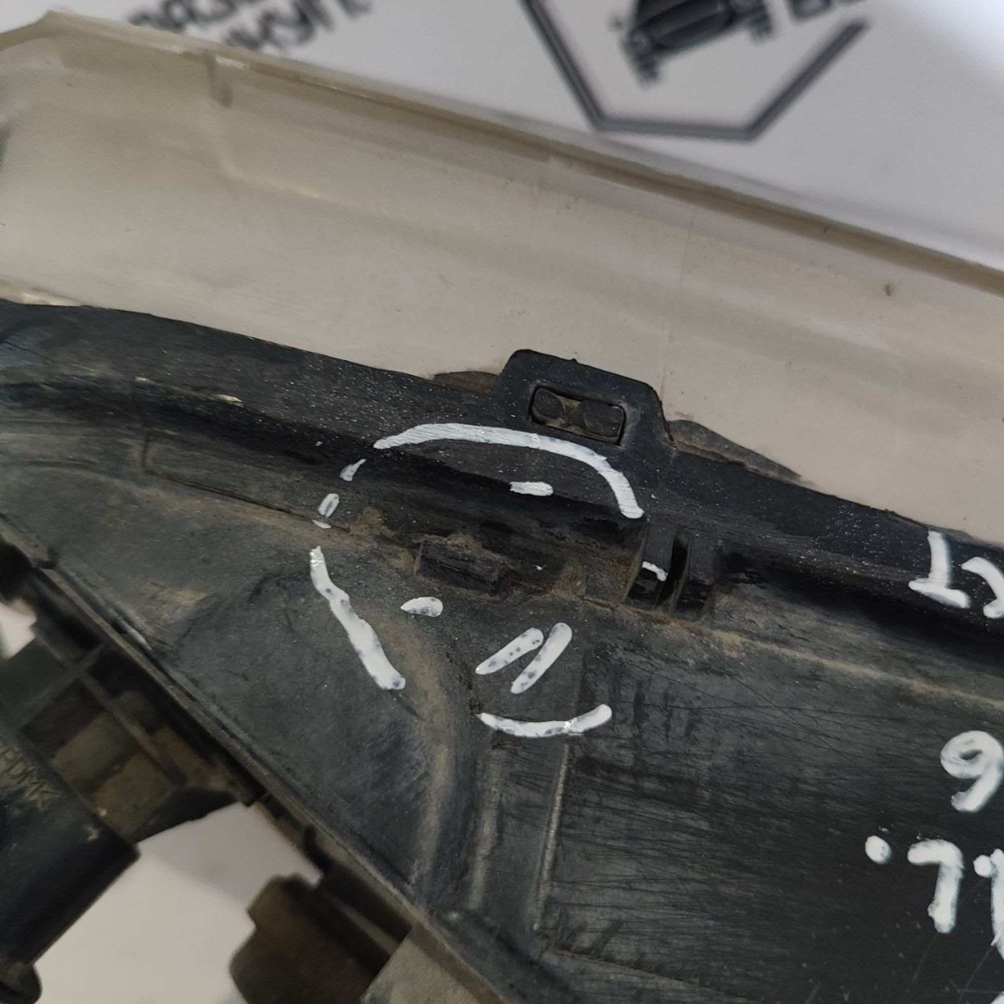 https://ycs.partsauto.market/partsauto-images/thmbs/userImages/cb9901e562a4f410bd4f9bf80c21d094/part/9eb837e3-0549-4a0b-9892-0bed37eae89e_1784187864836.jpg