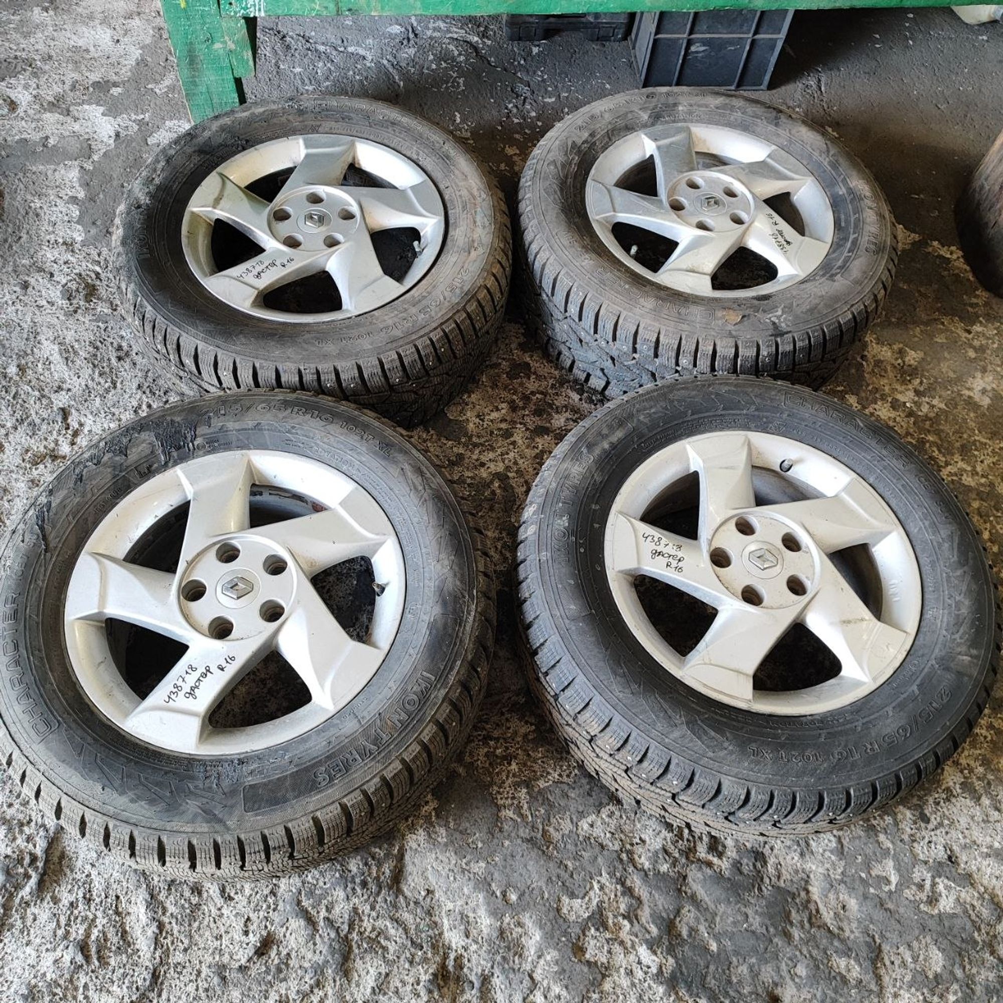 https://ycs.partsauto.market/partsauto-images/thmbs/userImages/cb9901e562a4f410bd4f9bf80c21d094/part/a05bcd79-a1b5-4333-9ea8-c4e435c228b0_1779950413113.jpg