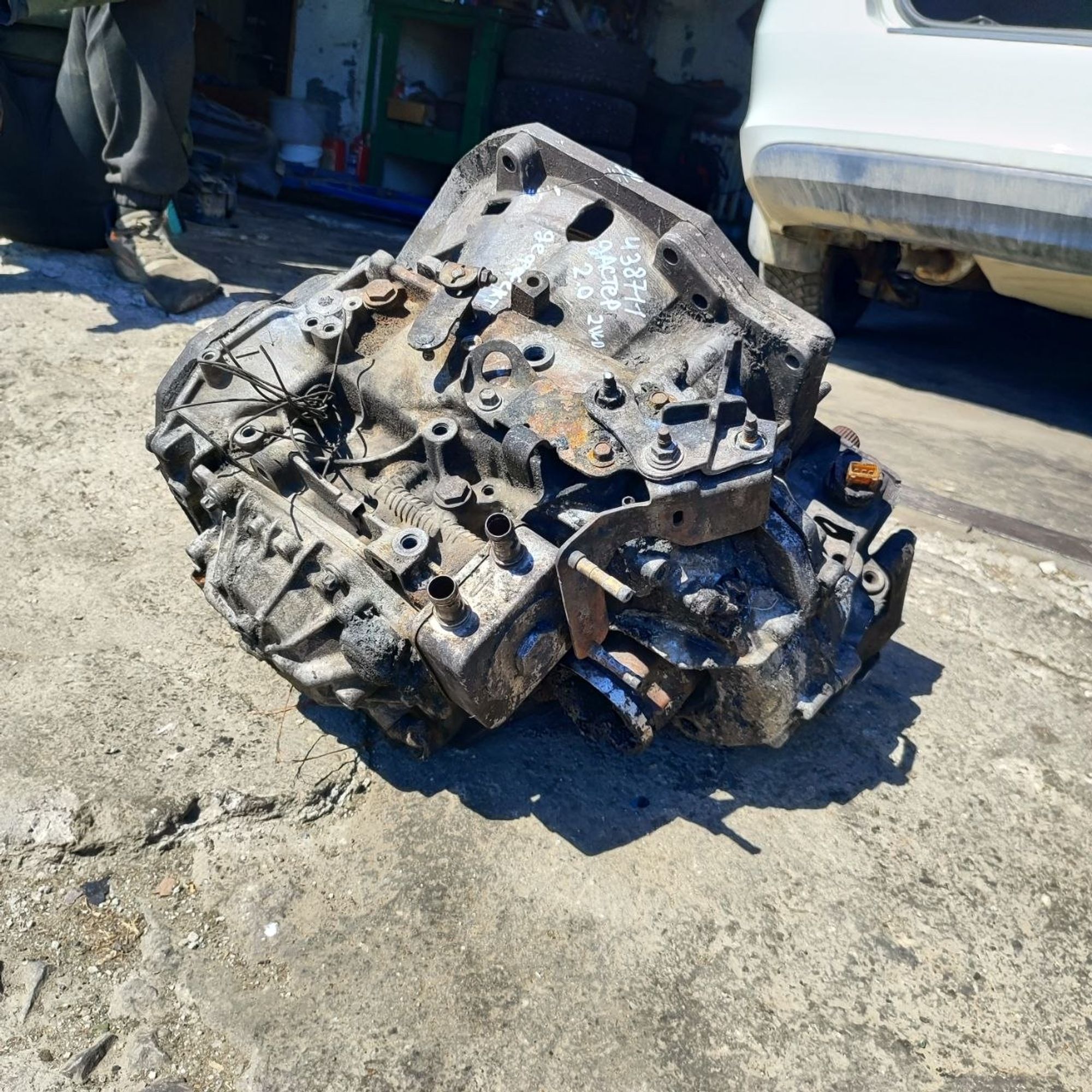 https://ycs.partsauto.market/partsauto-images/thmbs/userImages/cb9901e562a4f410bd4f9bf80c21d094/part/a72fc7e2-3770-4a52-8a26-c9ac6e7d4d8a_1779946976297.jpg