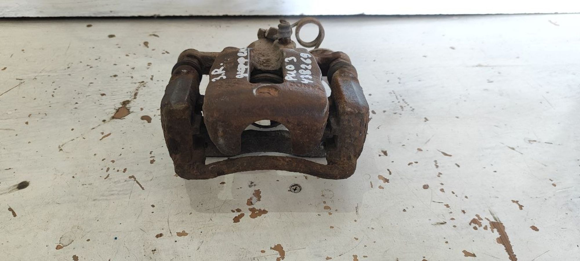 https://ycs.partsauto.market/partsauto-images/thmbs/userImages/cb9901e562a4f410bd4f9bf80c21d094/part/b04facae-1dc2-4a18-be7f-382a4d96ce4b_1775538521762.jpg
