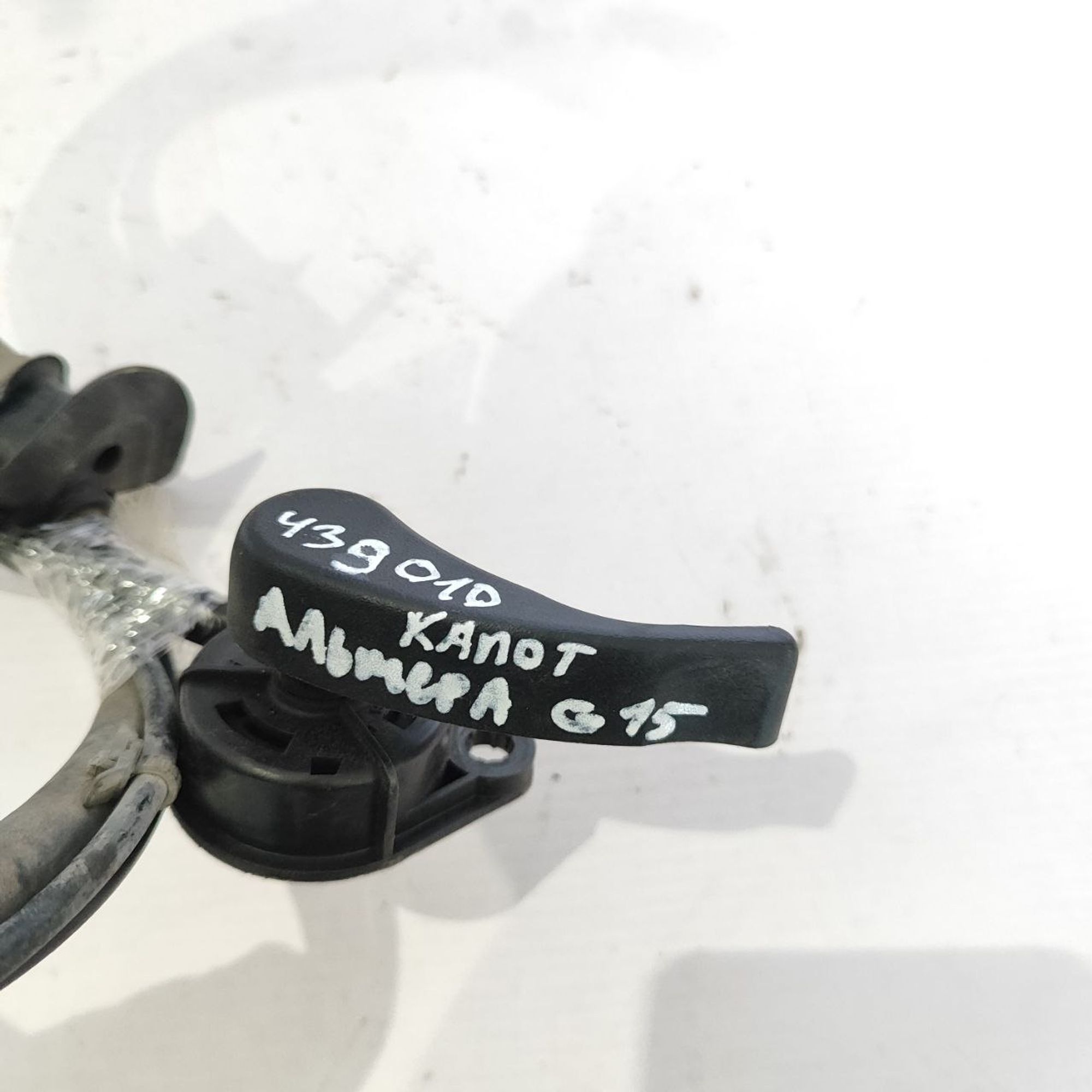 https://ycs.partsauto.market/partsauto-images/thmbs/userImages/cb9901e562a4f410bd4f9bf80c21d094/part/b3b7b8ea-fab0-4828-b892-2f67ecf02a48_1782816323595.jpg
