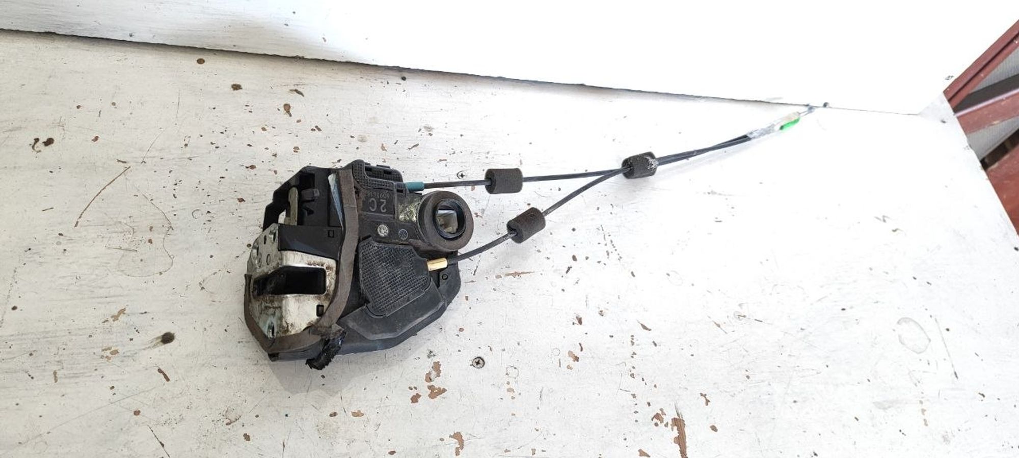 https://ycs.partsauto.market/partsauto-images/thmbs/userImages/cb9901e562a4f410bd4f9bf80c21d094/part/b3bbefec-2214-476b-ad2c-8aa303a9bcf9_1774600553029.jpg