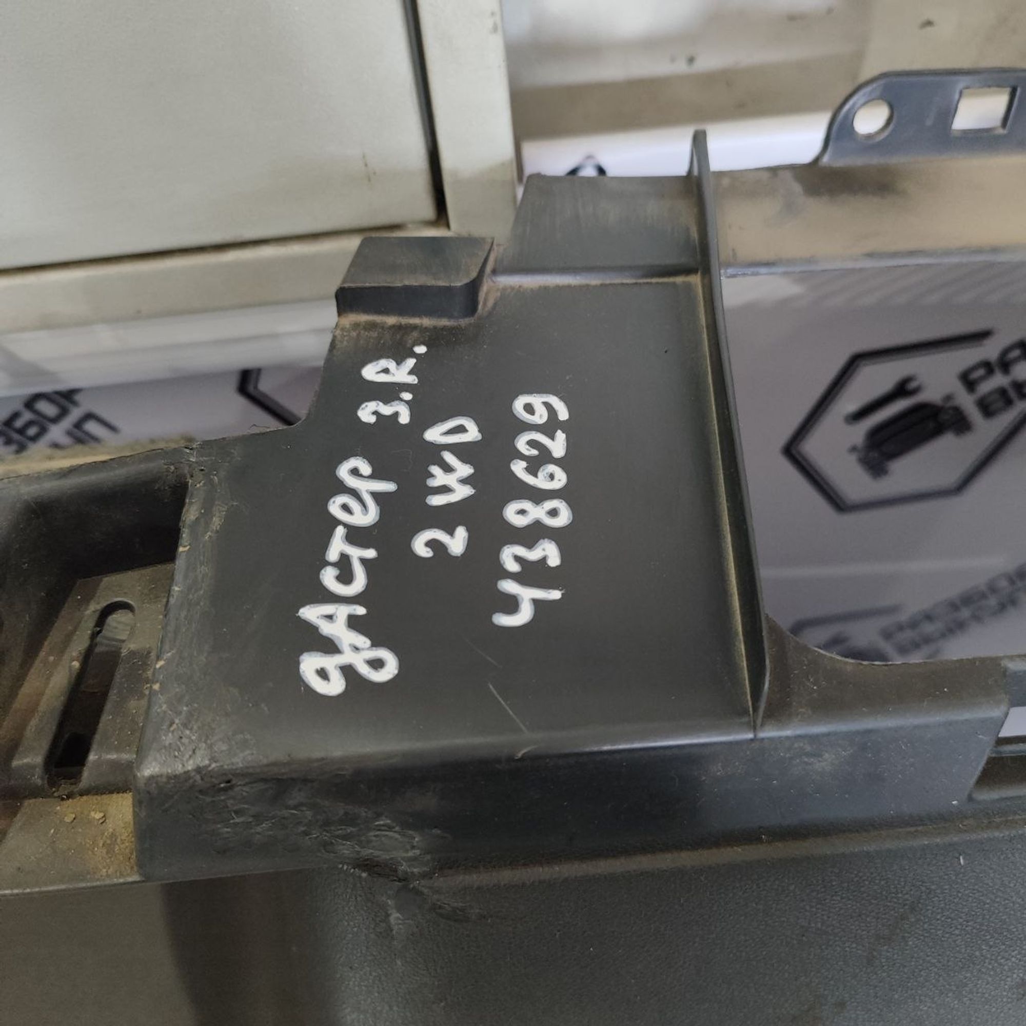 https://ycs.partsauto.market/partsauto-images/thmbs/userImages/cb9901e562a4f410bd4f9bf80c21d094/part/b872569e-060a-472f-9c31-50c01959670a_1779788631795.jpg