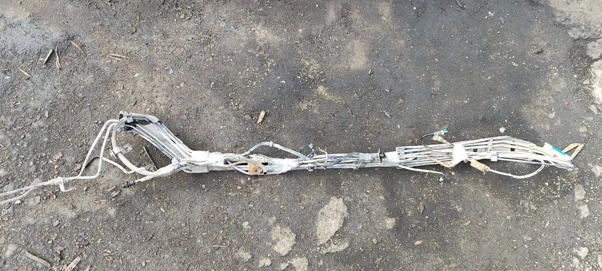 https://ycs.partsauto.market/partsauto-images/thmbs/userImages/cb9901e562a4f410bd4f9bf80c21d094/part/b9ad1c77-0ddf-4ebc-98fd-df6018d59b79_1775732621440.jpg