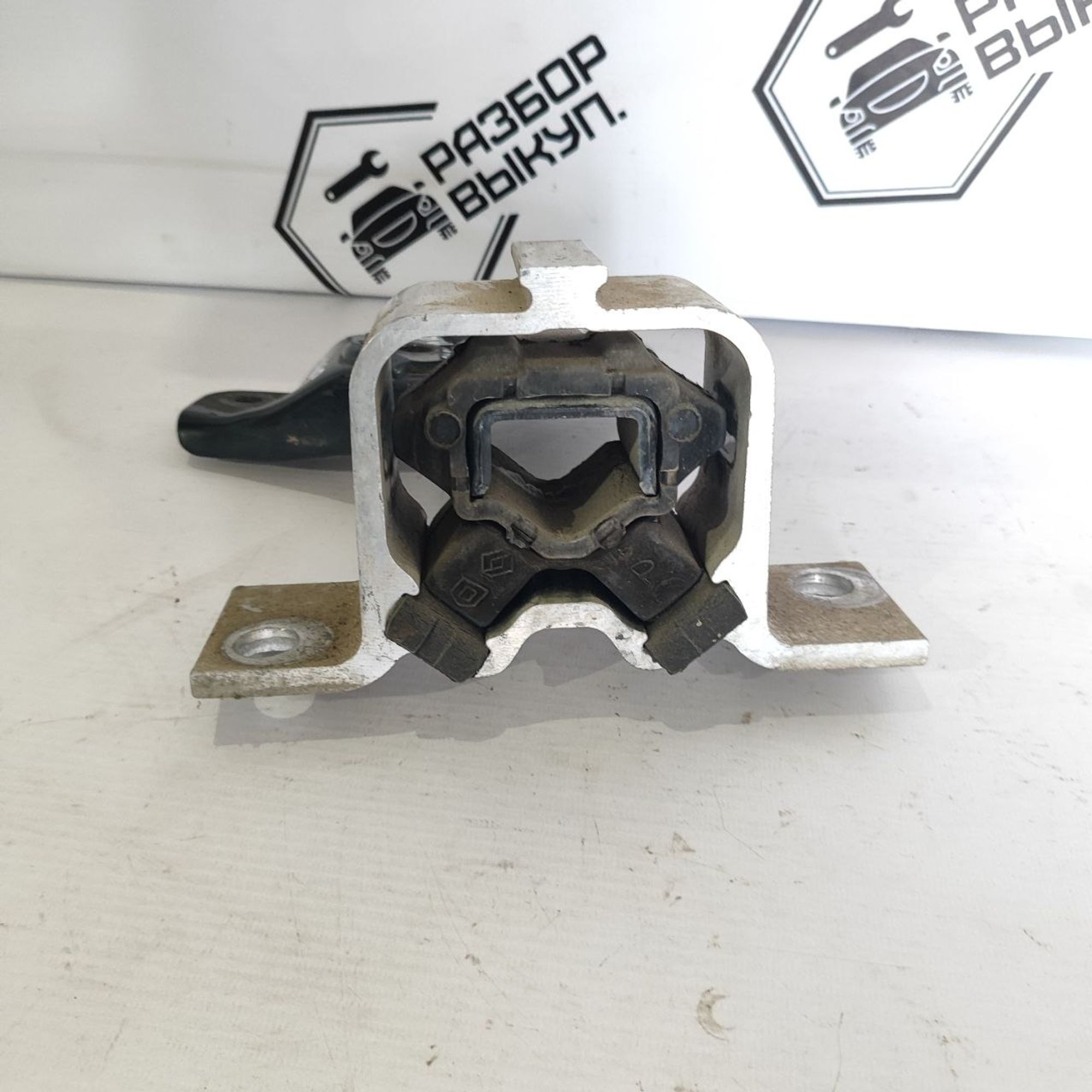 https://ycs.partsauto.market/partsauto-images/thmbs/userImages/cb9901e562a4f410bd4f9bf80c21d094/part/bb0c0e07-2d68-47fa-937c-cb8166f29e3e_1784270682540.jpg