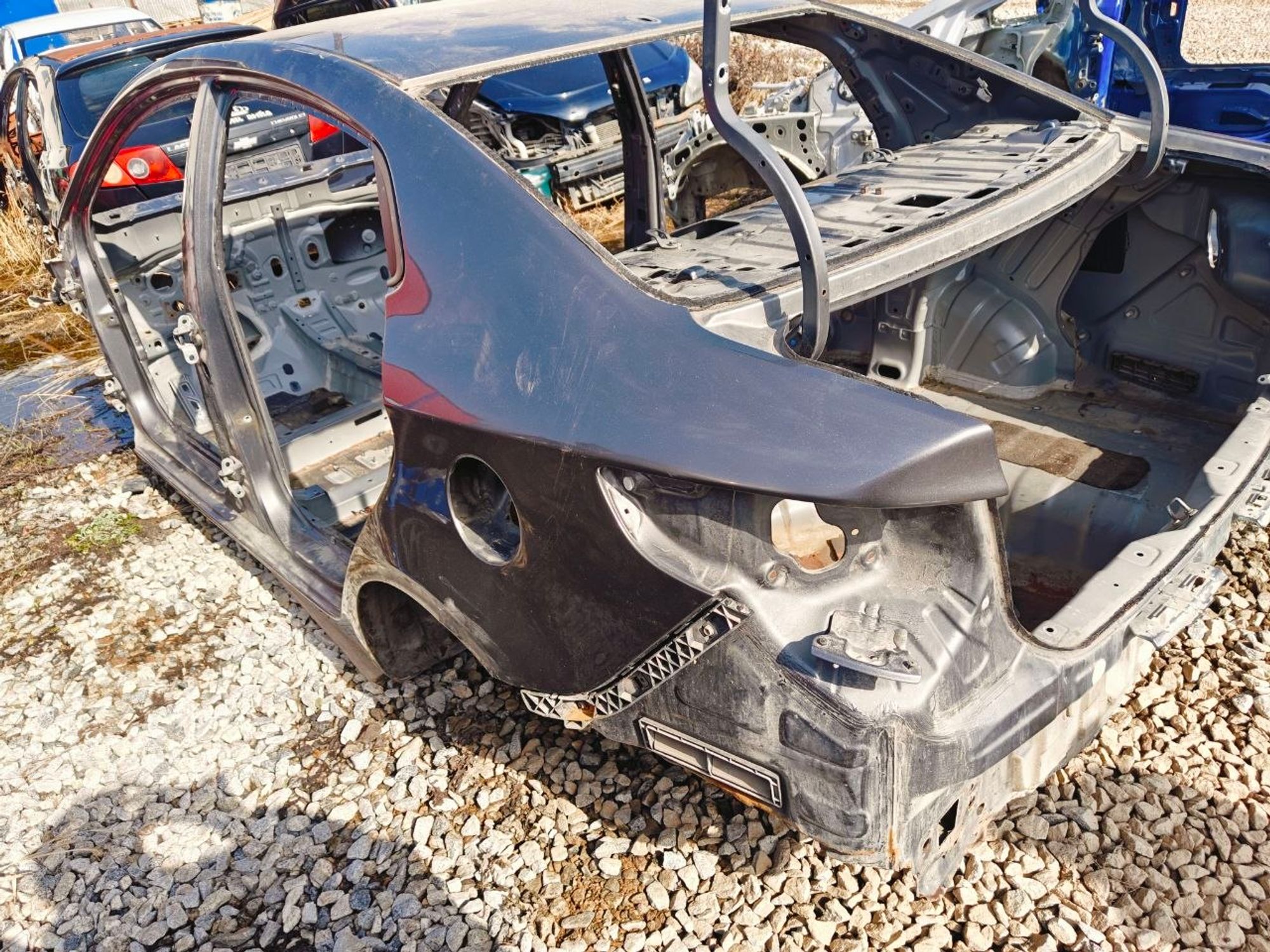 https://ycs.partsauto.market/partsauto-images/thmbs/userImages/cb9901e562a4f410bd4f9bf80c21d094/part/be83807d-04c1-4be3-ba53-cabd68842172_1775638196473.jpg