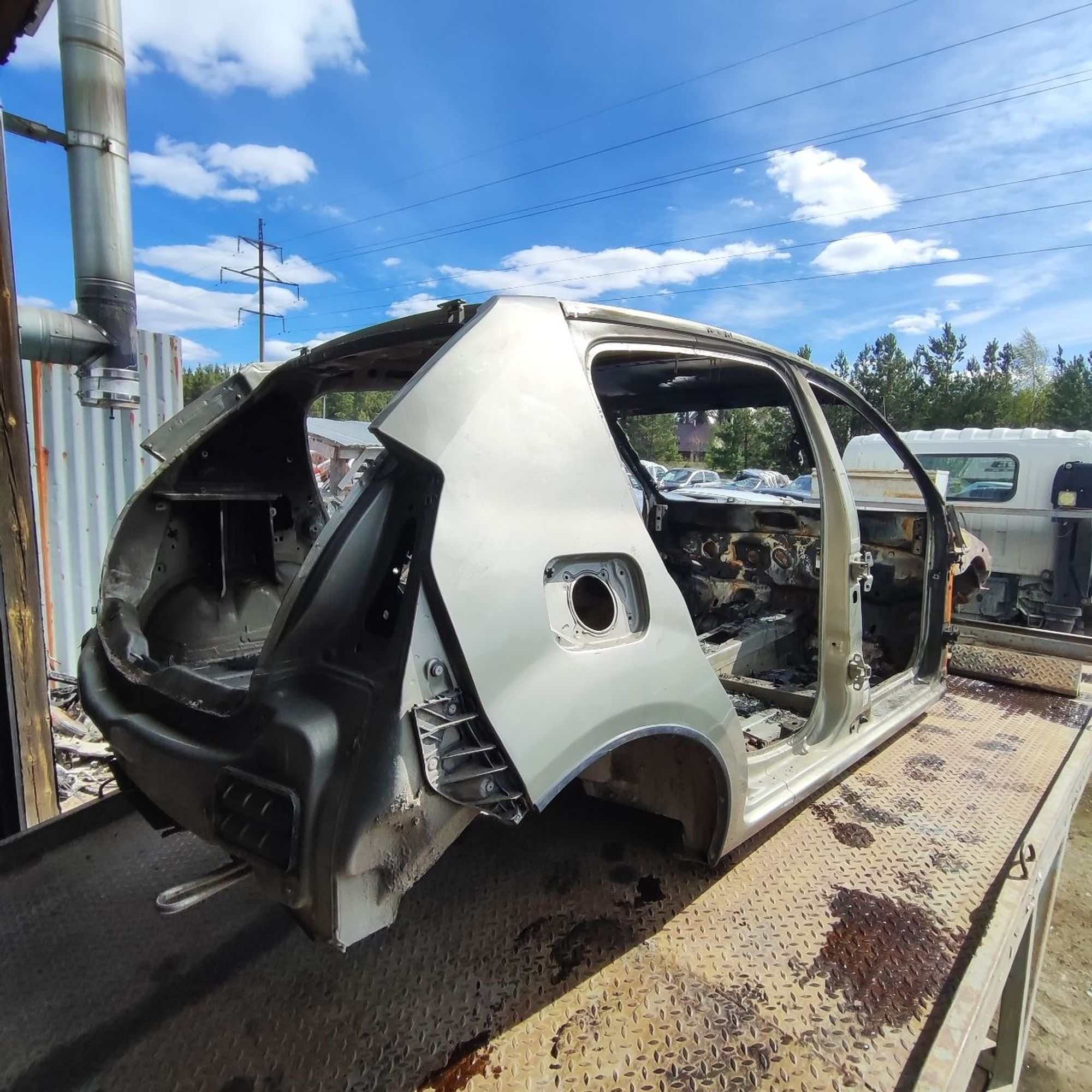 https://ycs.partsauto.market/partsauto-images/thmbs/userImages/cb9901e562a4f410bd4f9bf80c21d094/part/cc9dd434-1c58-41fc-b5f7-66ea30b03f89_1778666423954.jpg