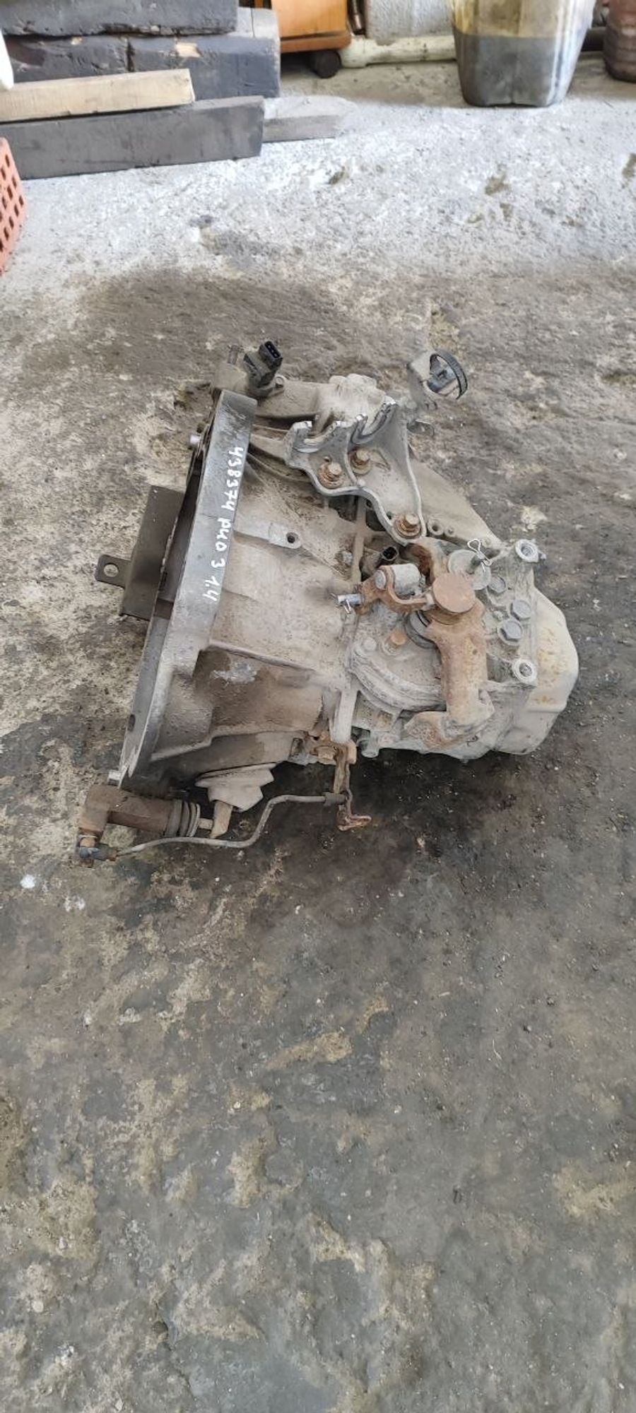 https://ycs.partsauto.market/partsauto-images/thmbs/userImages/cb9901e562a4f410bd4f9bf80c21d094/part/ce9578aa-7867-4f8c-b0e3-f9283e2e805f_1775734231875.jpg