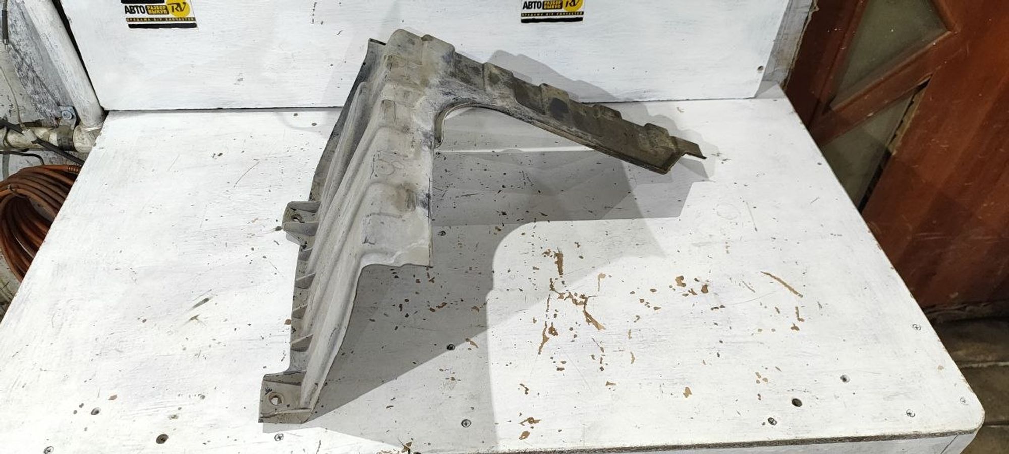 https://ycs.partsauto.market/partsauto-images/thmbs/userImages/cb9901e562a4f410bd4f9bf80c21d094/part/d035d71d-8d54-4b10-a919-d29c97831696_1775731402648.jpg