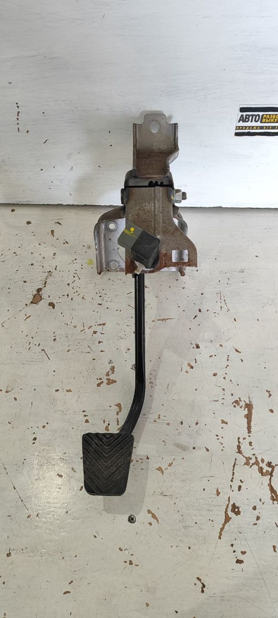 https://ycs.partsauto.market/partsauto-images/thmbs/userImages/cb9901e562a4f410bd4f9bf80c21d094/part/d2bff45a-ae6b-43d3-95bd-095b77e18c07_1775625164093.jpg